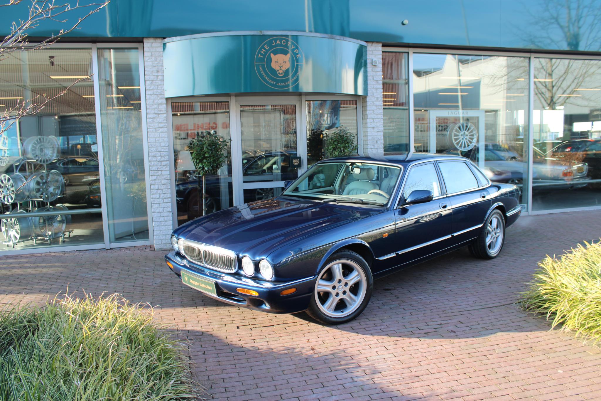 Jaguar XJ 3.2 V8 Executive