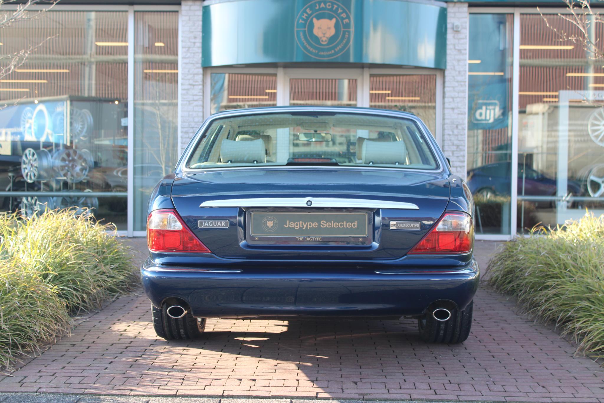 Jaguar XJ 3.2 V8 Executive