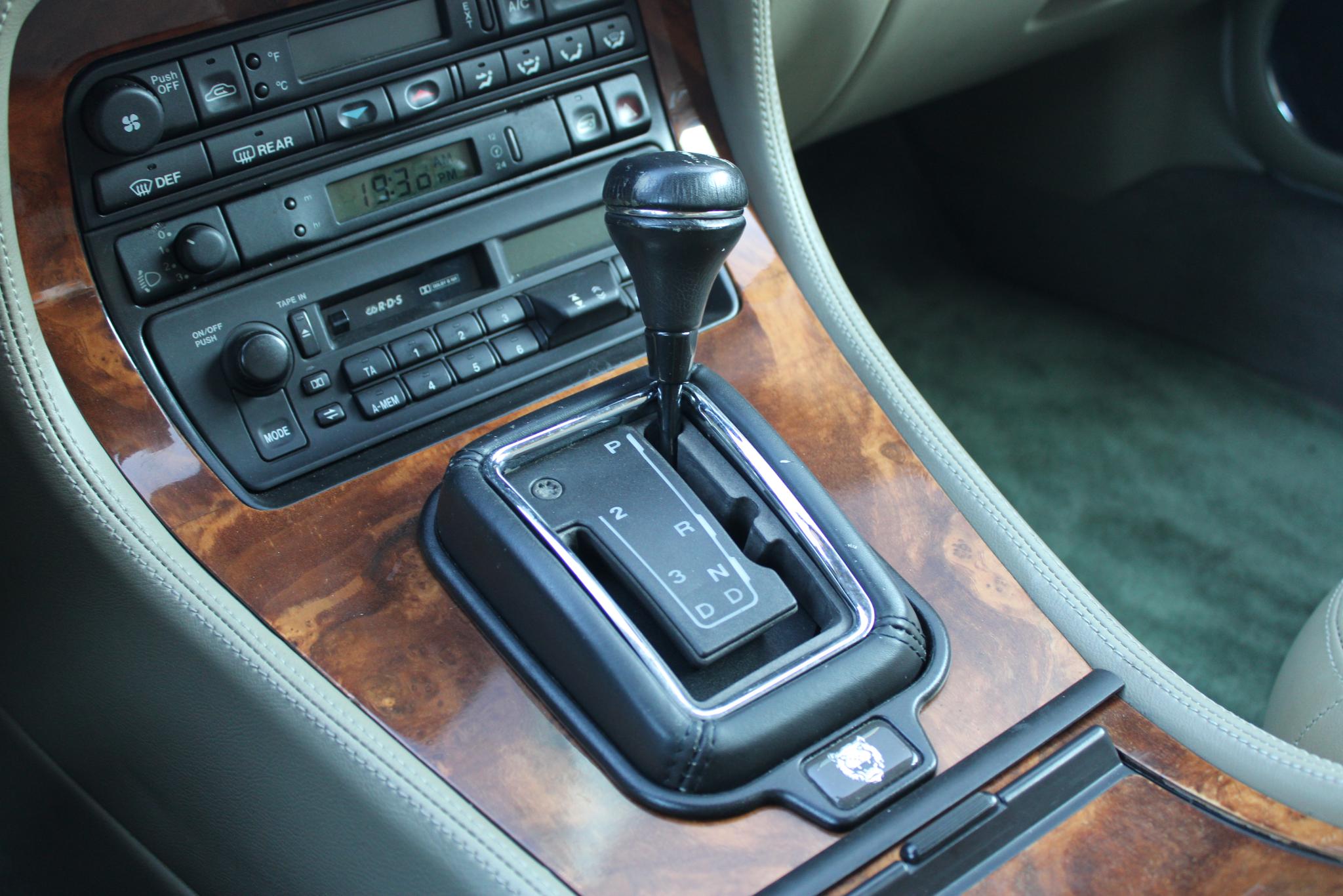 Jaguar XJ 3.2 Executive