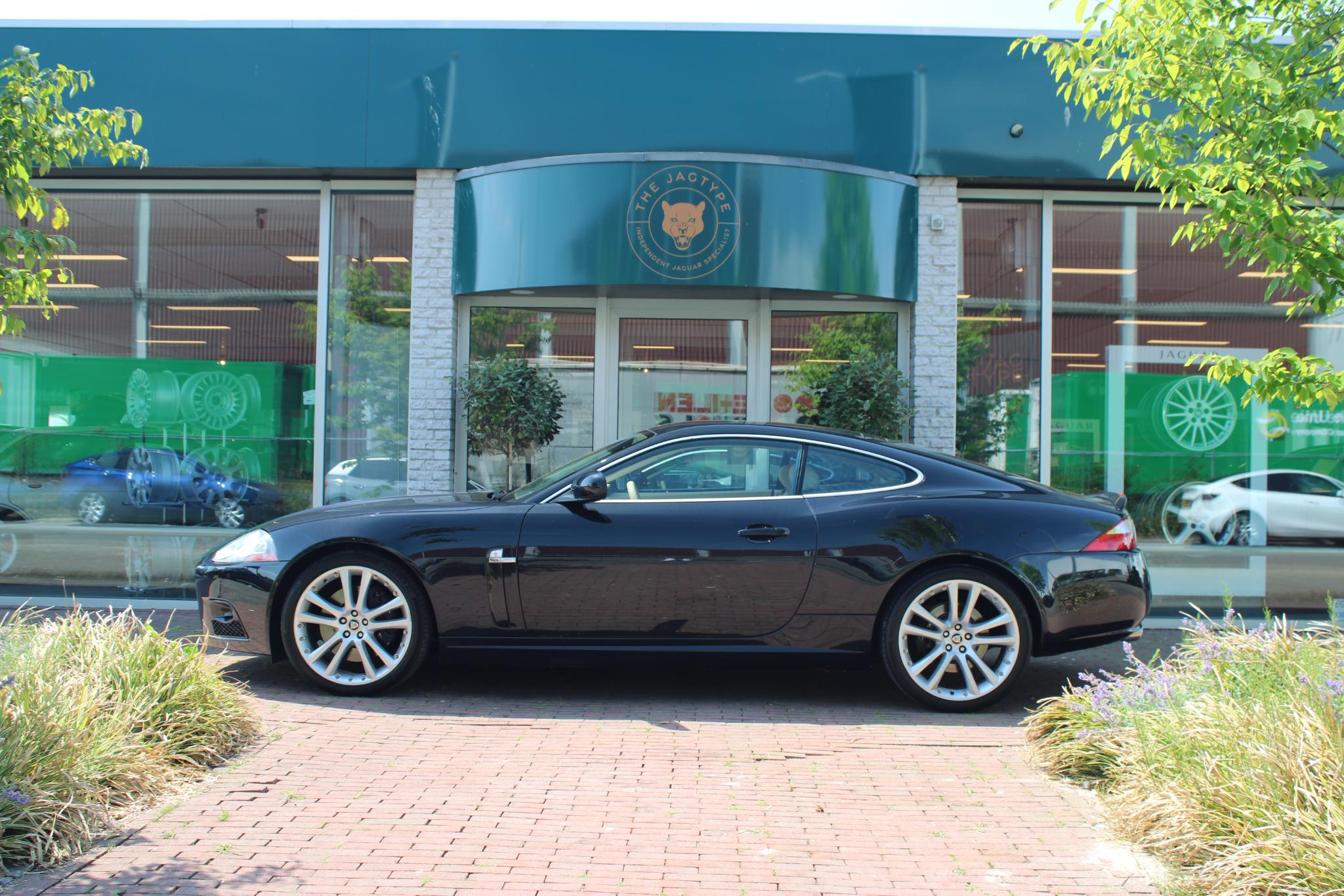 Jaguar XKR 4.2 V8 Coupé