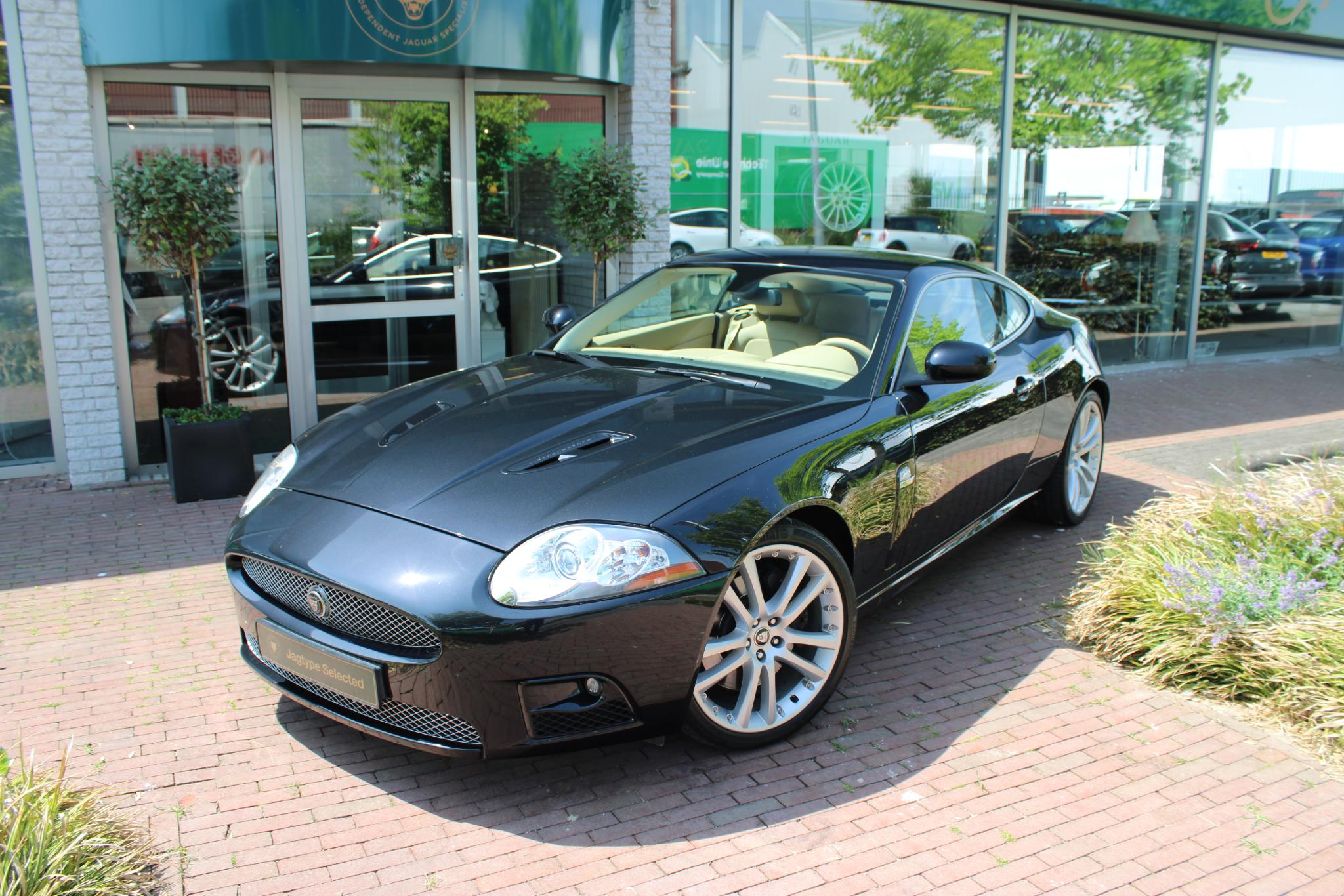 Jaguar XKR 4.2 V8 Coupé