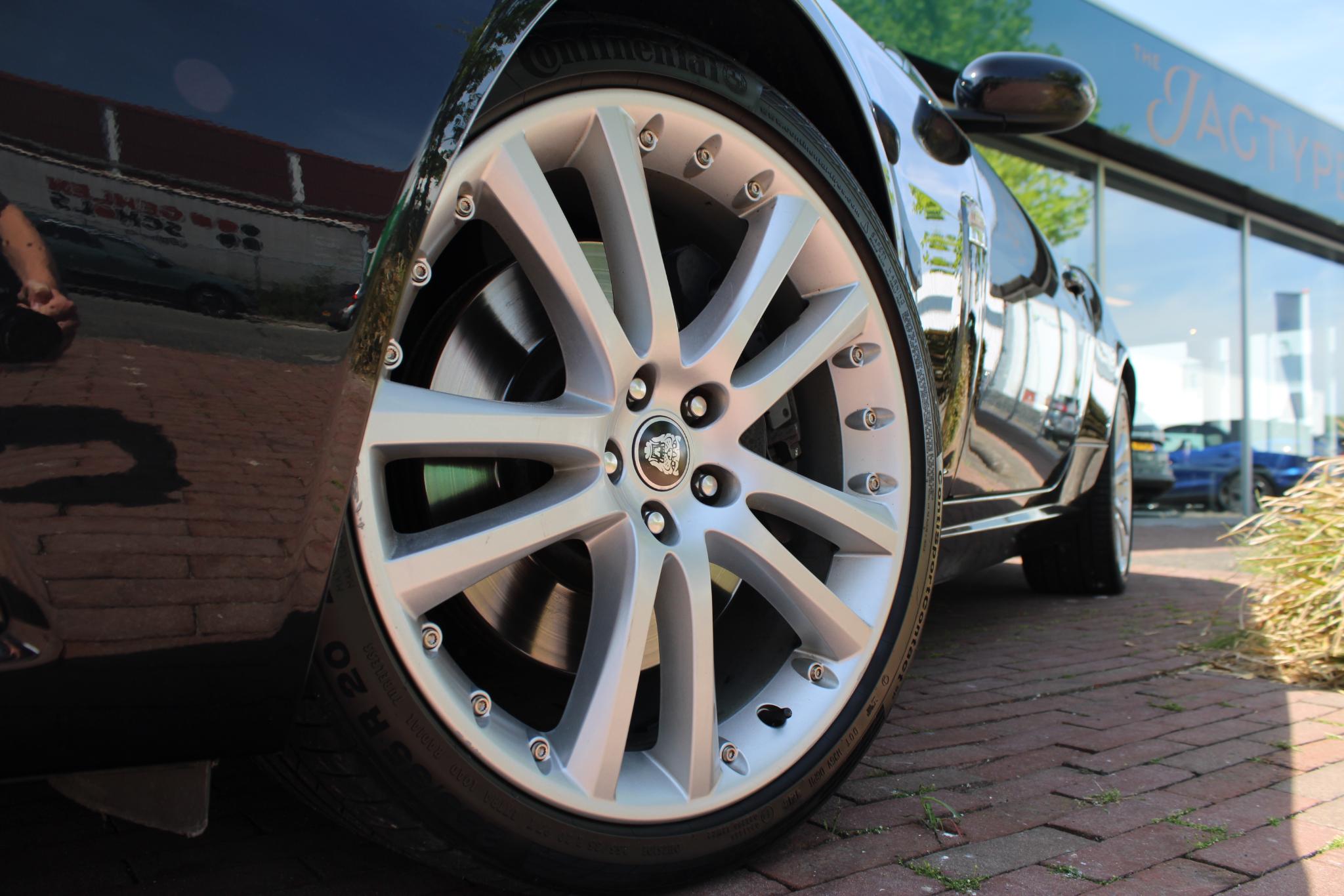 Jaguar XKR 4.2 V8 Coupé