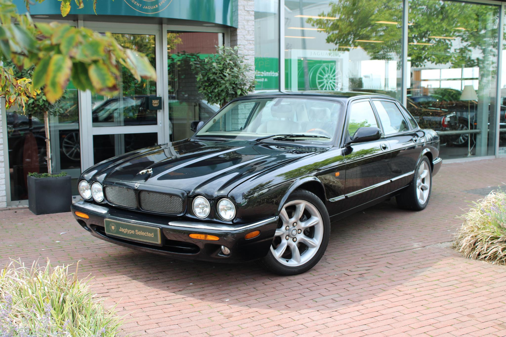 Jaguar XJR 4.0 V8