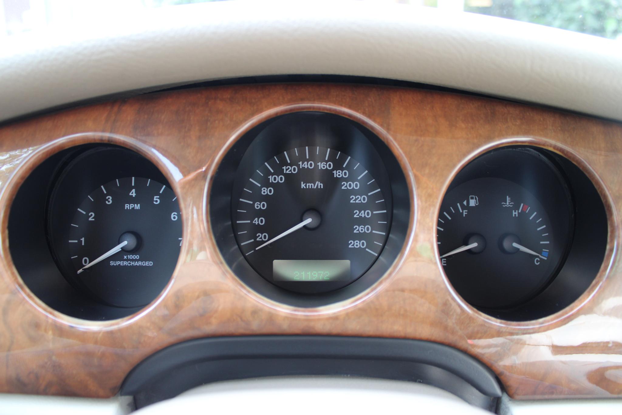 Jaguar XJR 4.0 V8