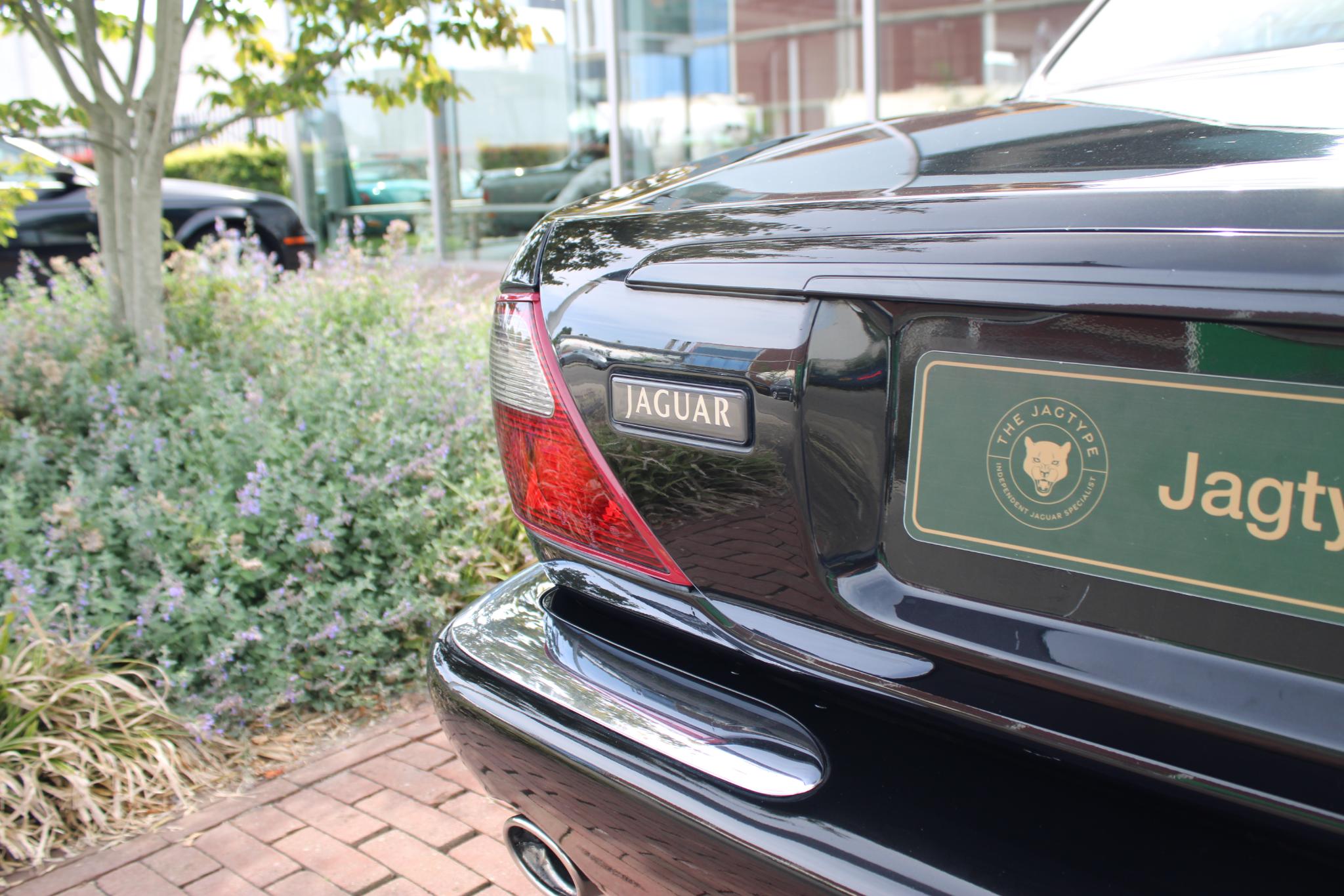 Jaguar XJR 4.0 V8