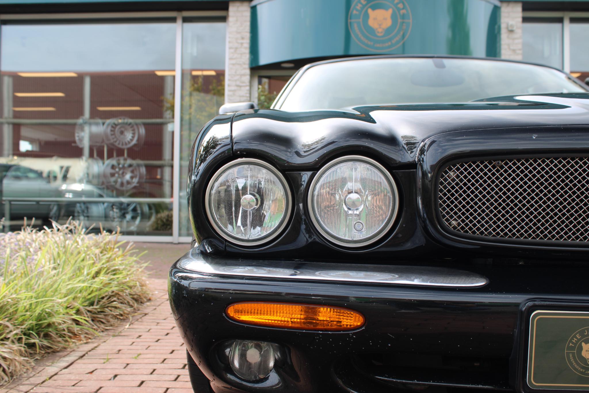 Jaguar XJR 4.0 V8