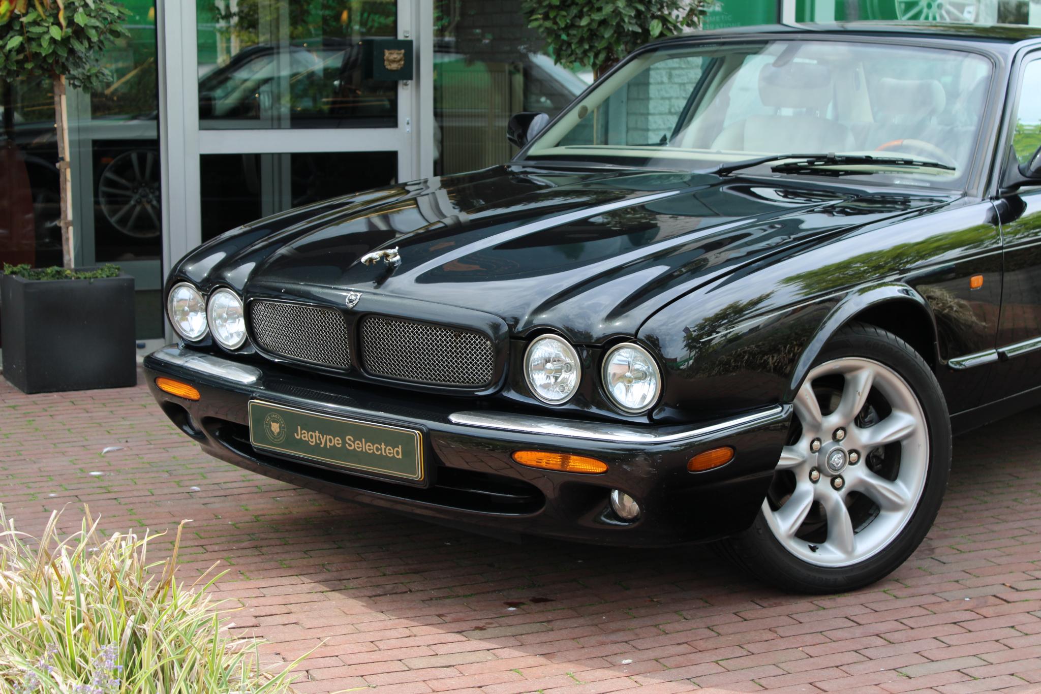 Jaguar XJR 4.0 V8