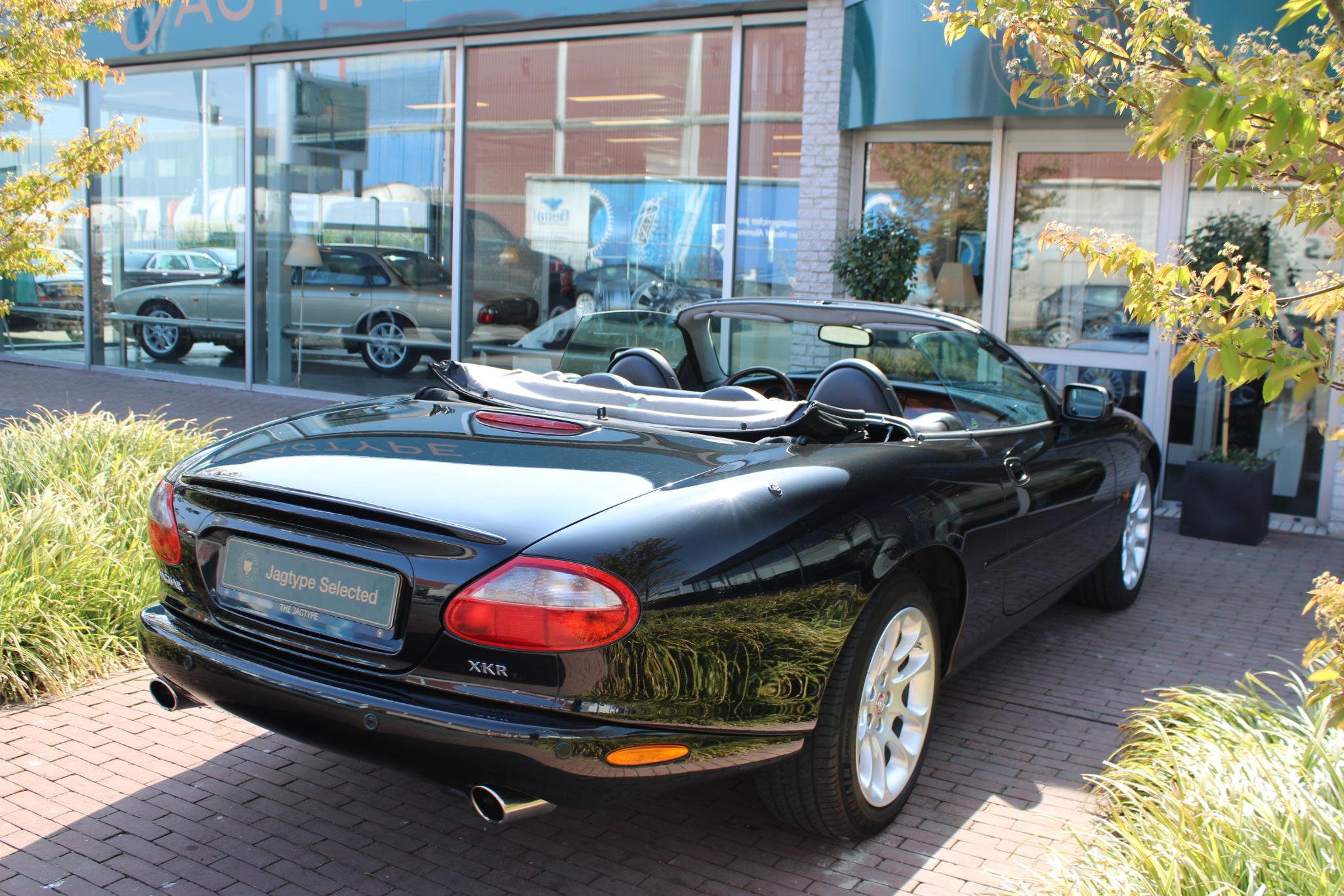Jaguar XKR 4.0 V8 Convertible