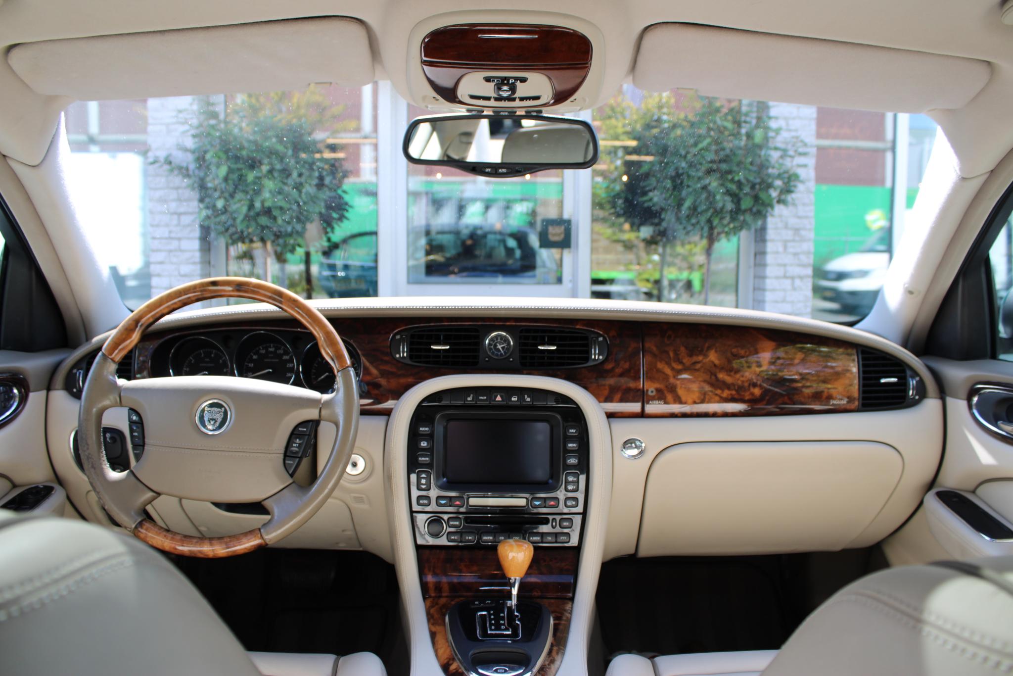 Jaguar XJ 4.2 V8 Super