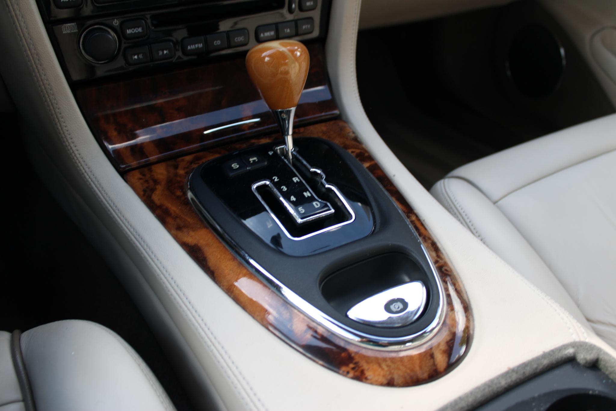 Jaguar XJ 4.2 V8 Super
