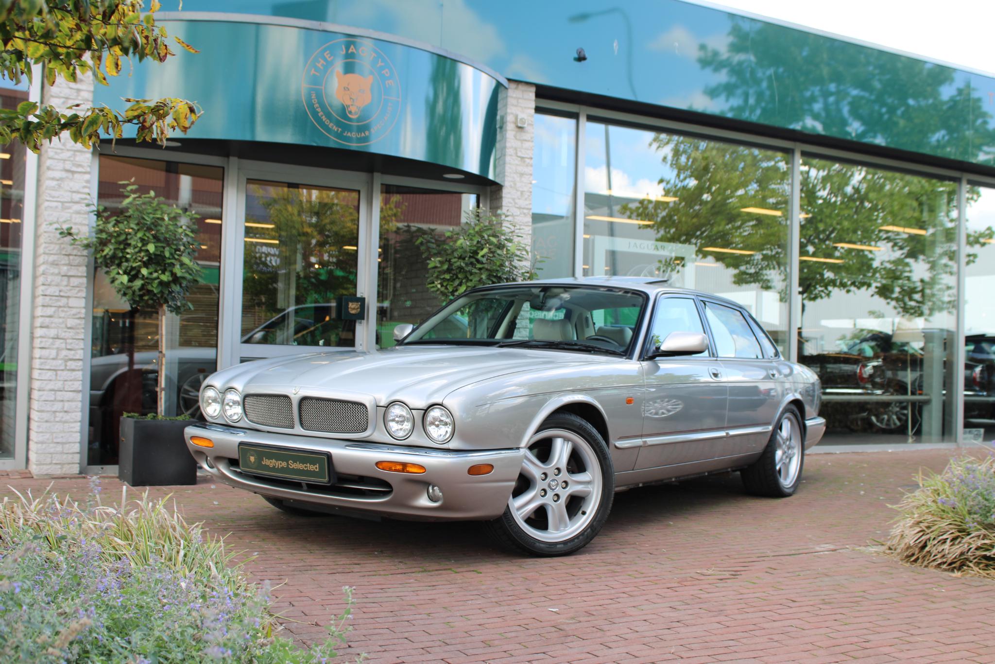 Jaguar XJR 4.0 V8