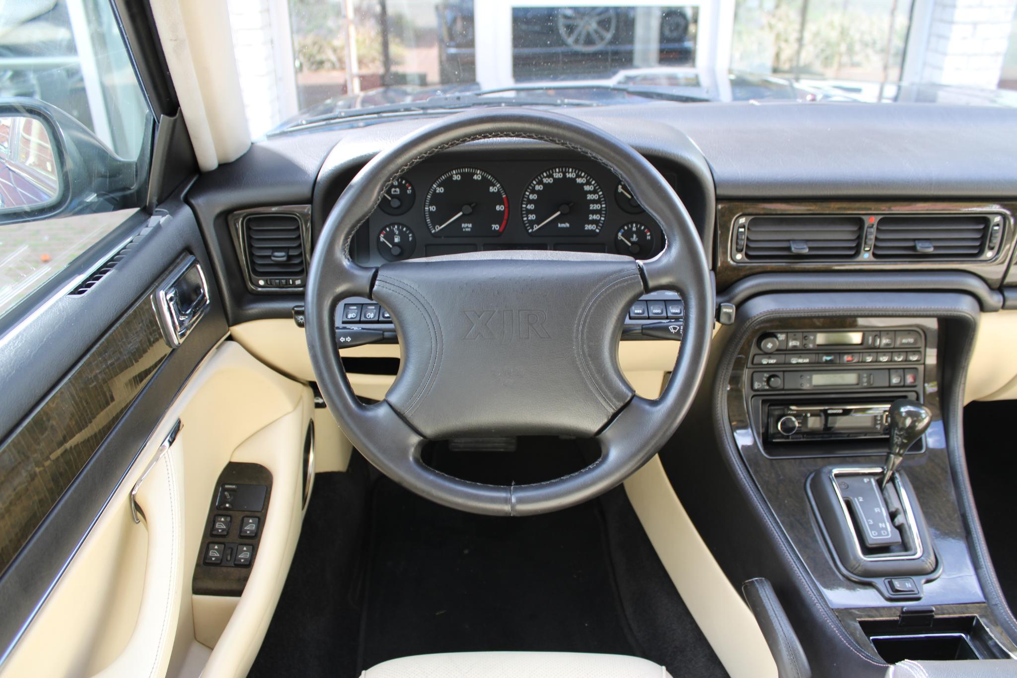 Jaguar XJR 4.0