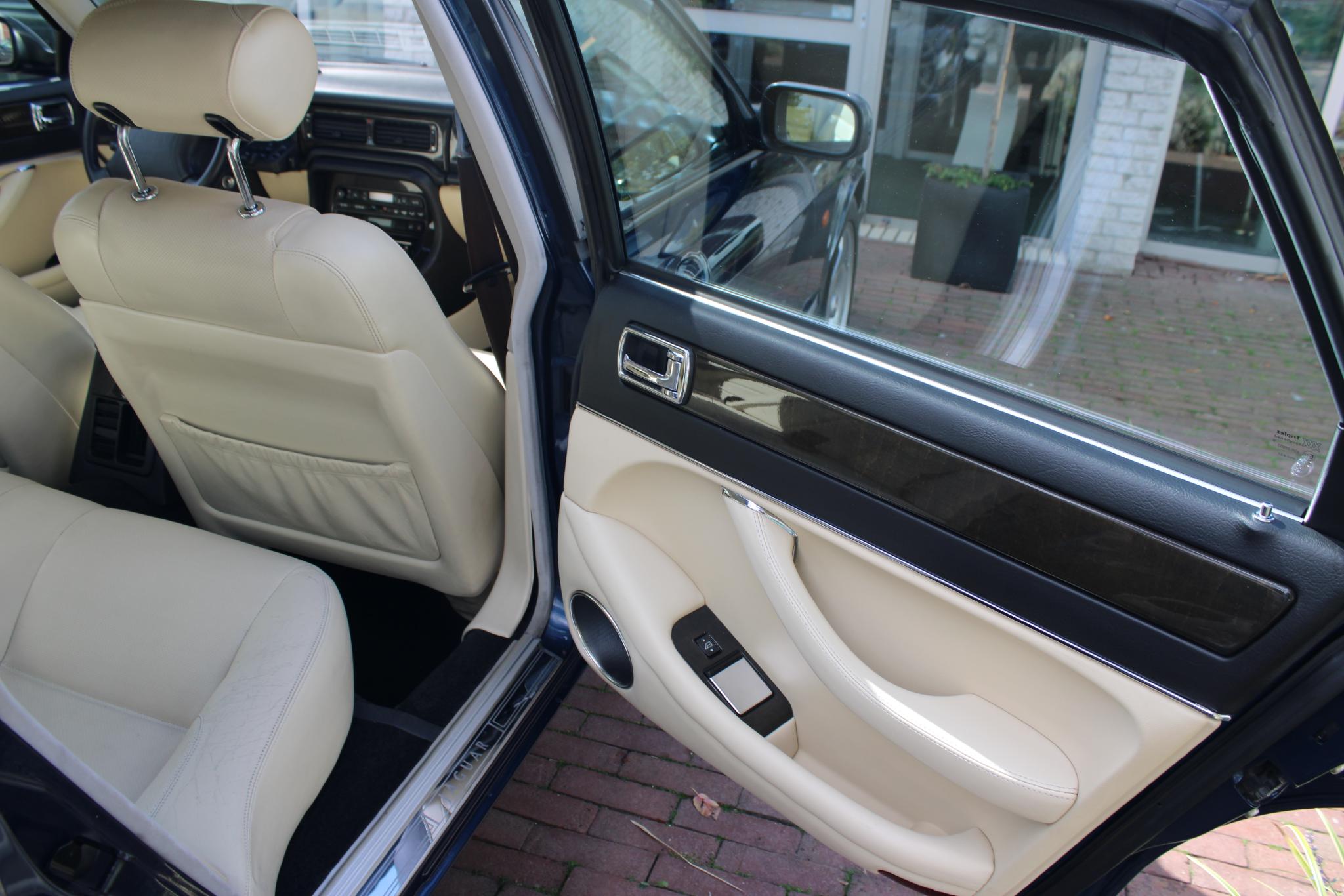Jaguar XJR 4.0