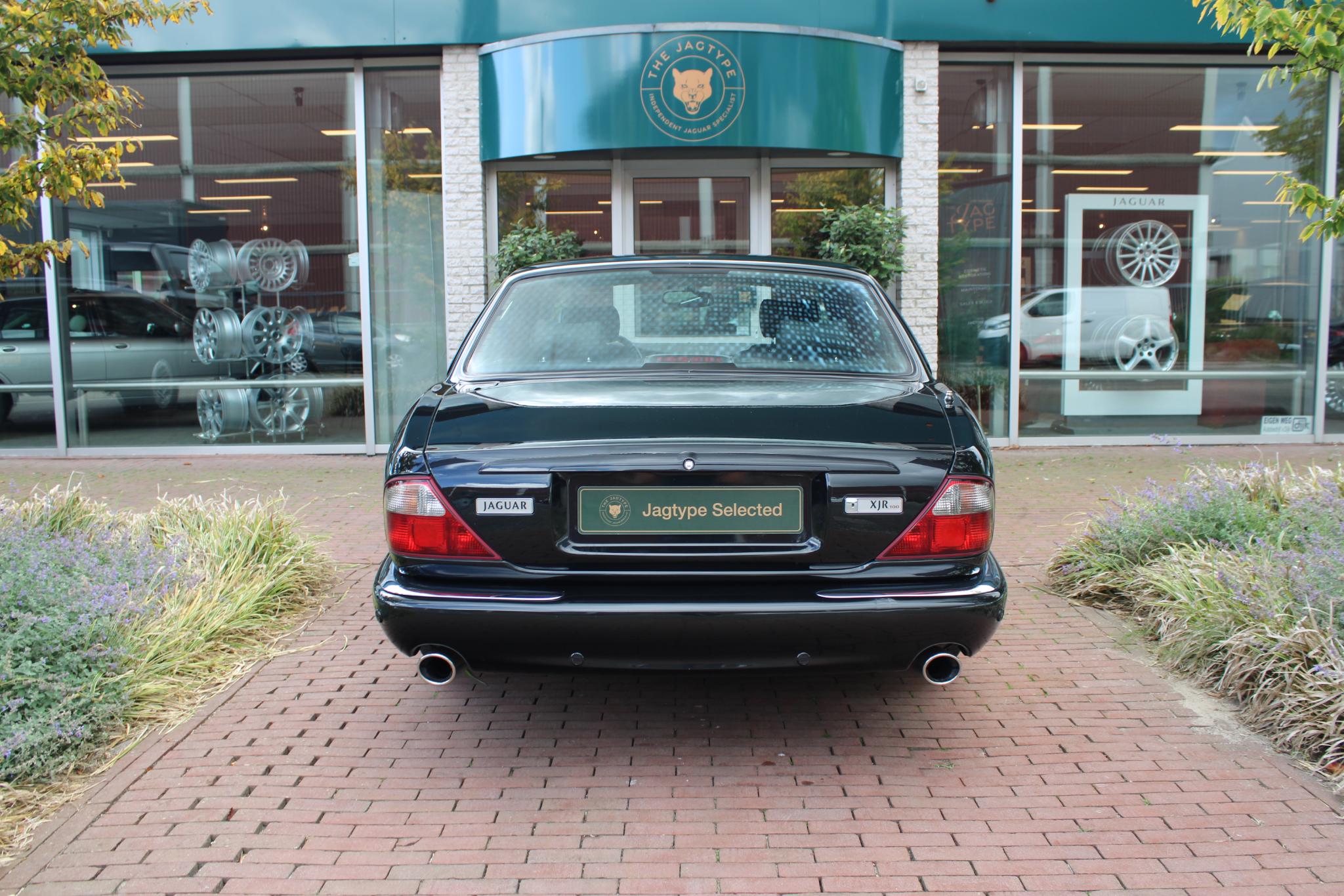 Jaguar XJR 4.0 V8