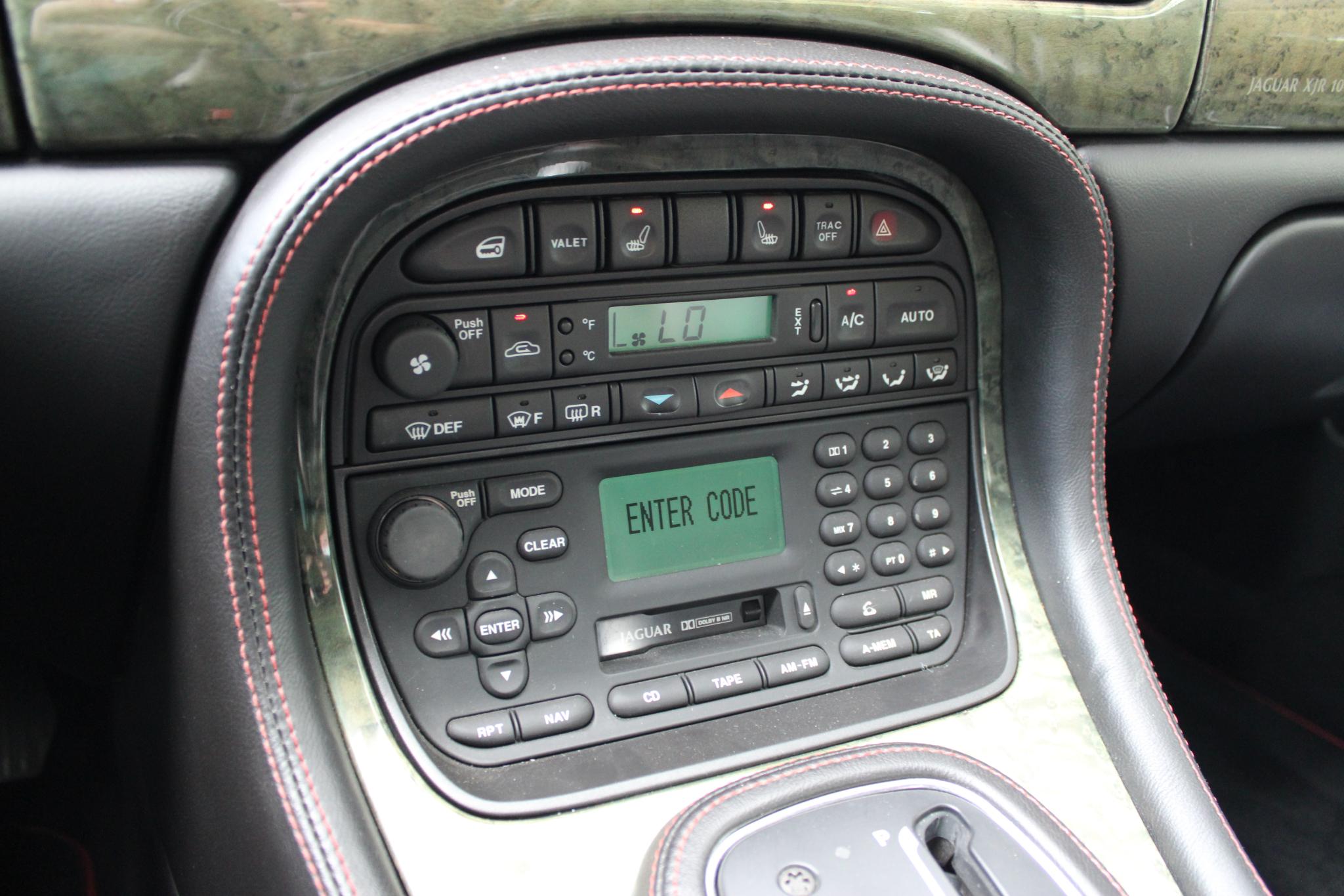 Jaguar XJR 4.0 V8