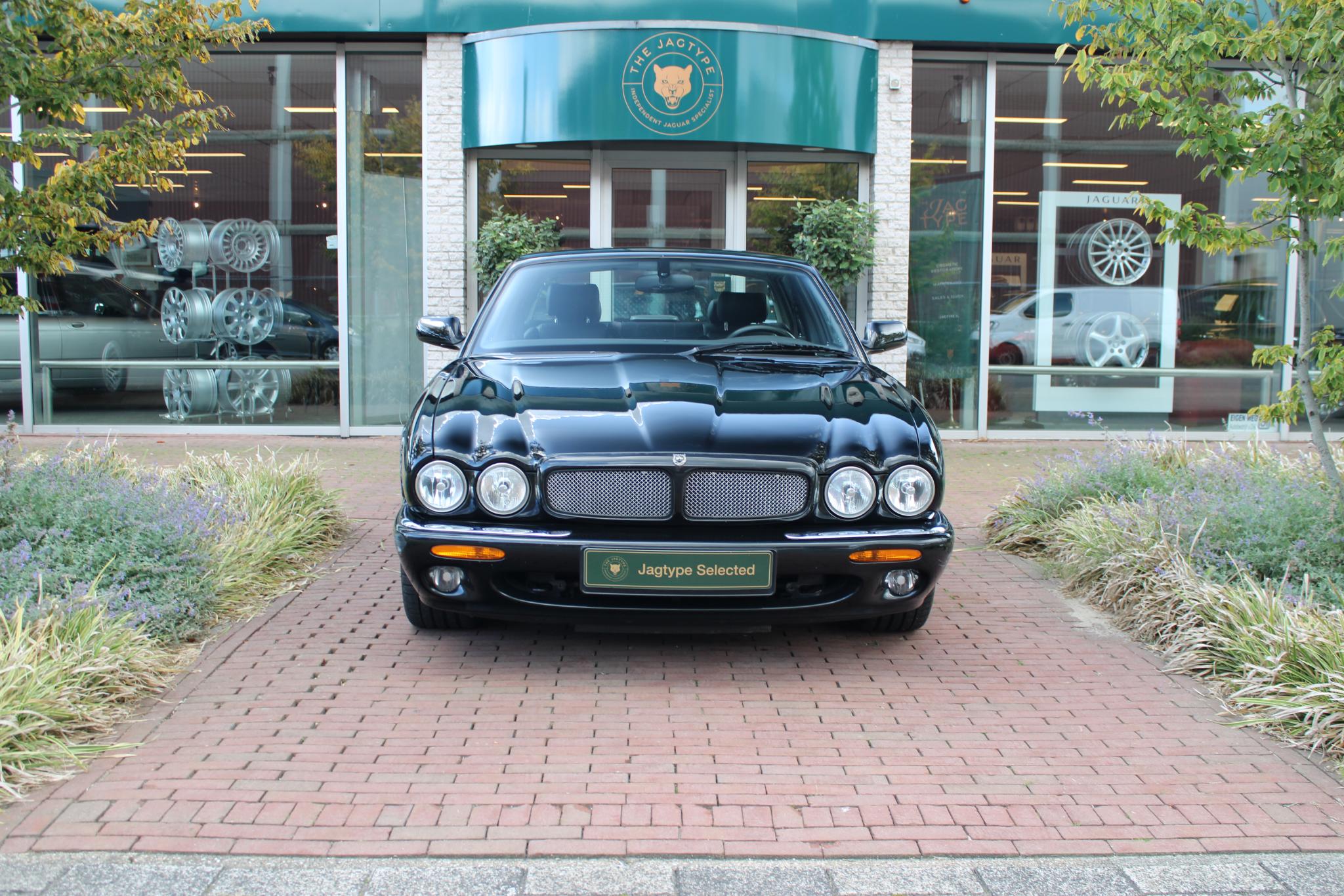 Jaguar XJR 4.0 V8