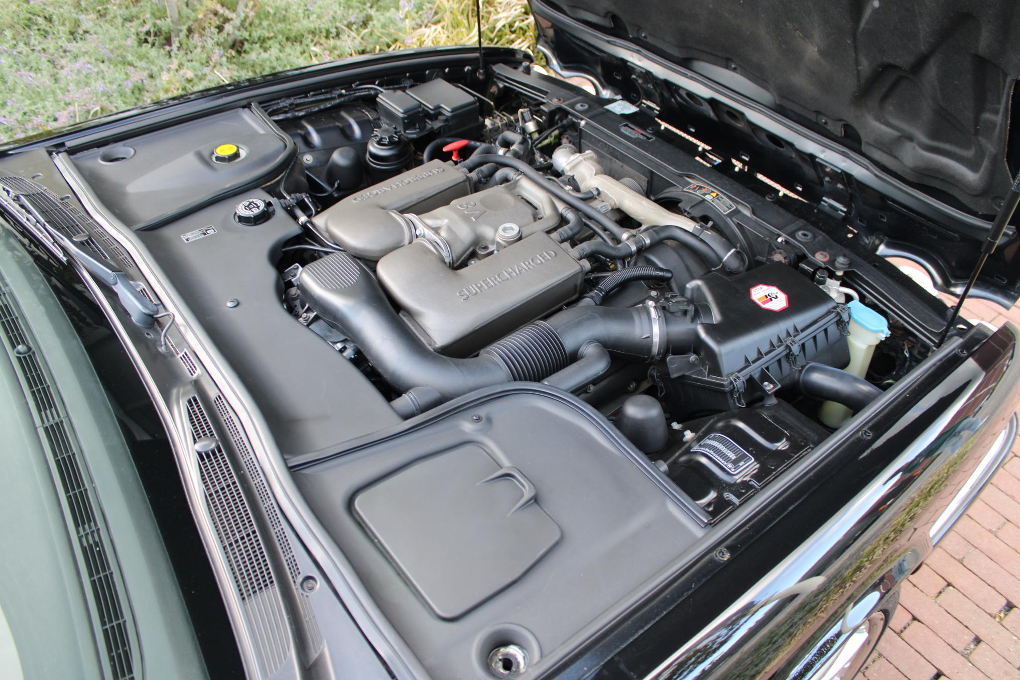 Jaguar XJR 4.0 V8