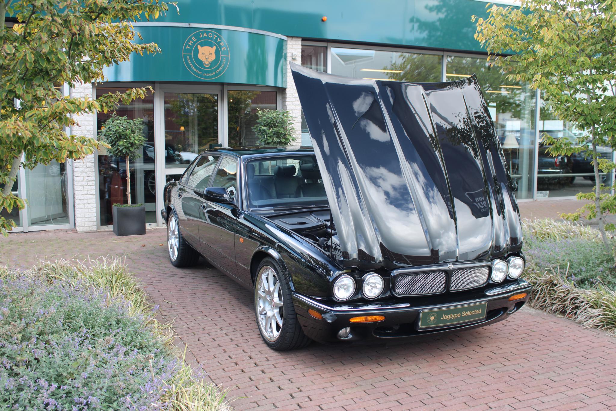Jaguar XJR 4.0 V8