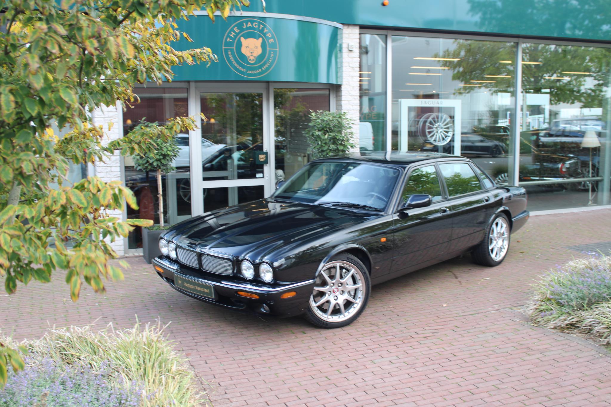 Jaguar XJR 4.0 V8