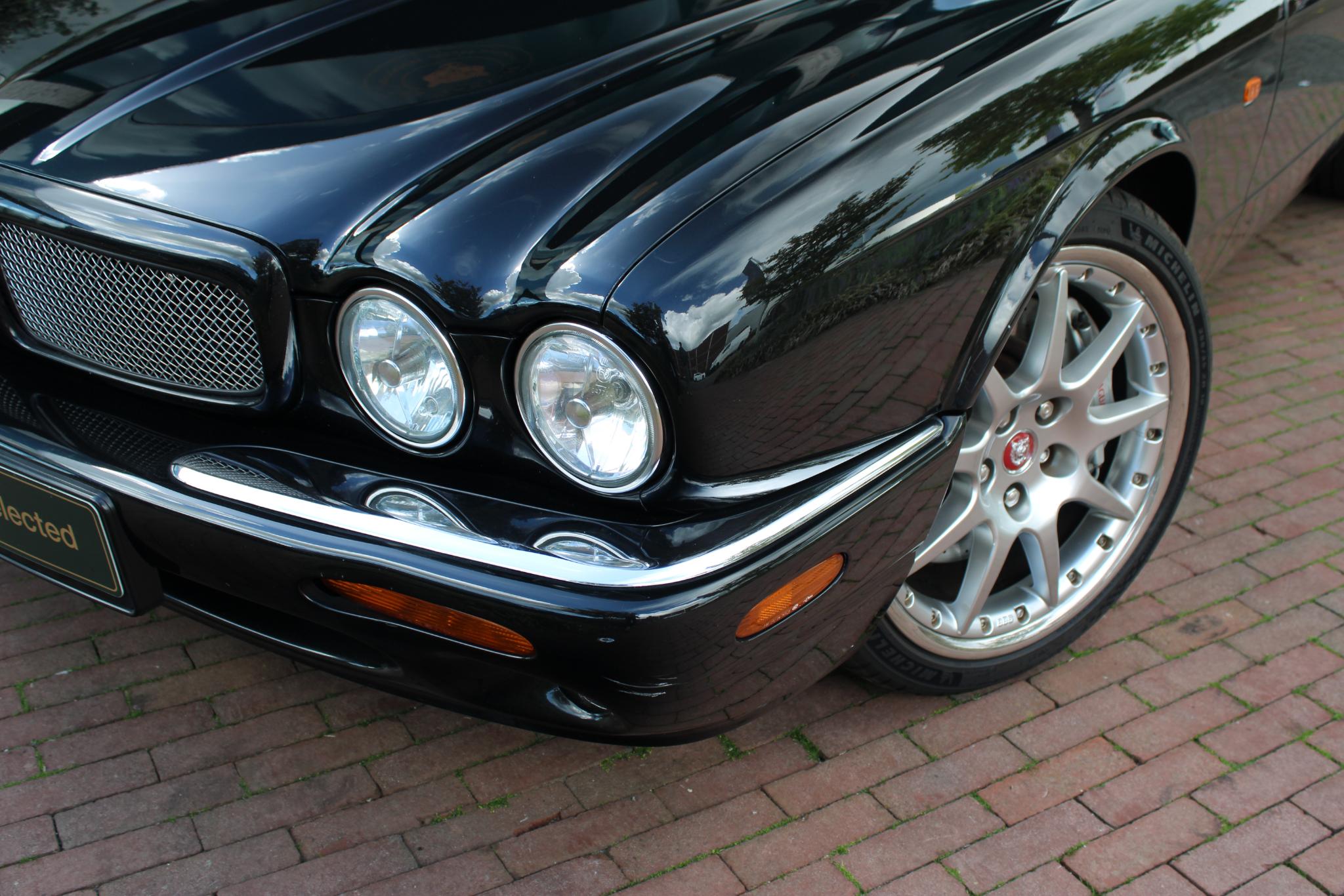 Jaguar XJR 4.0 V8