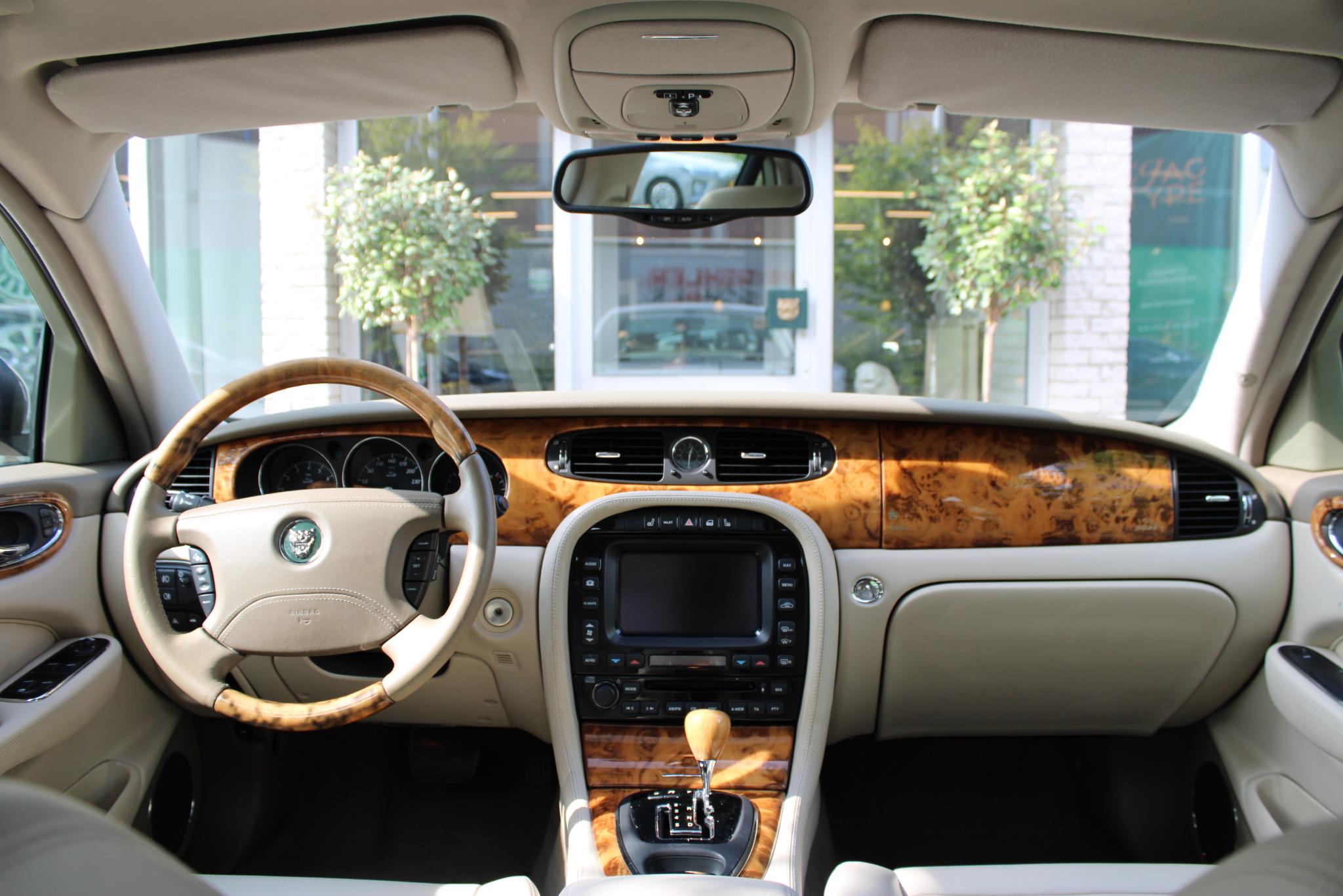 Jaguar XJ 4.2 V8 Executive