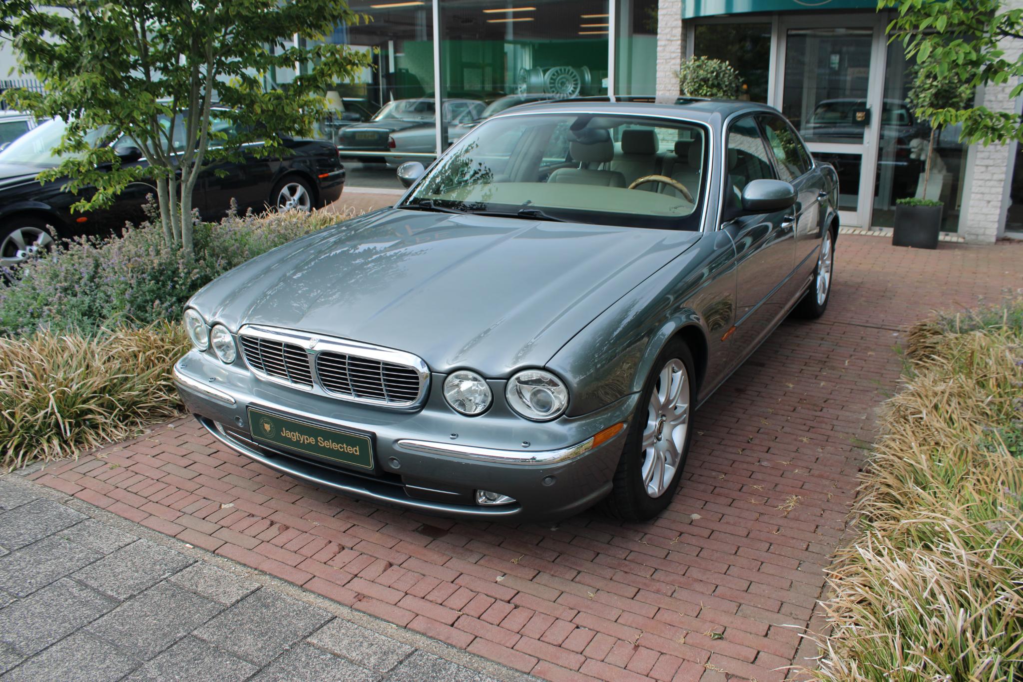 Jaguar XJ 4.2 V8 Executive