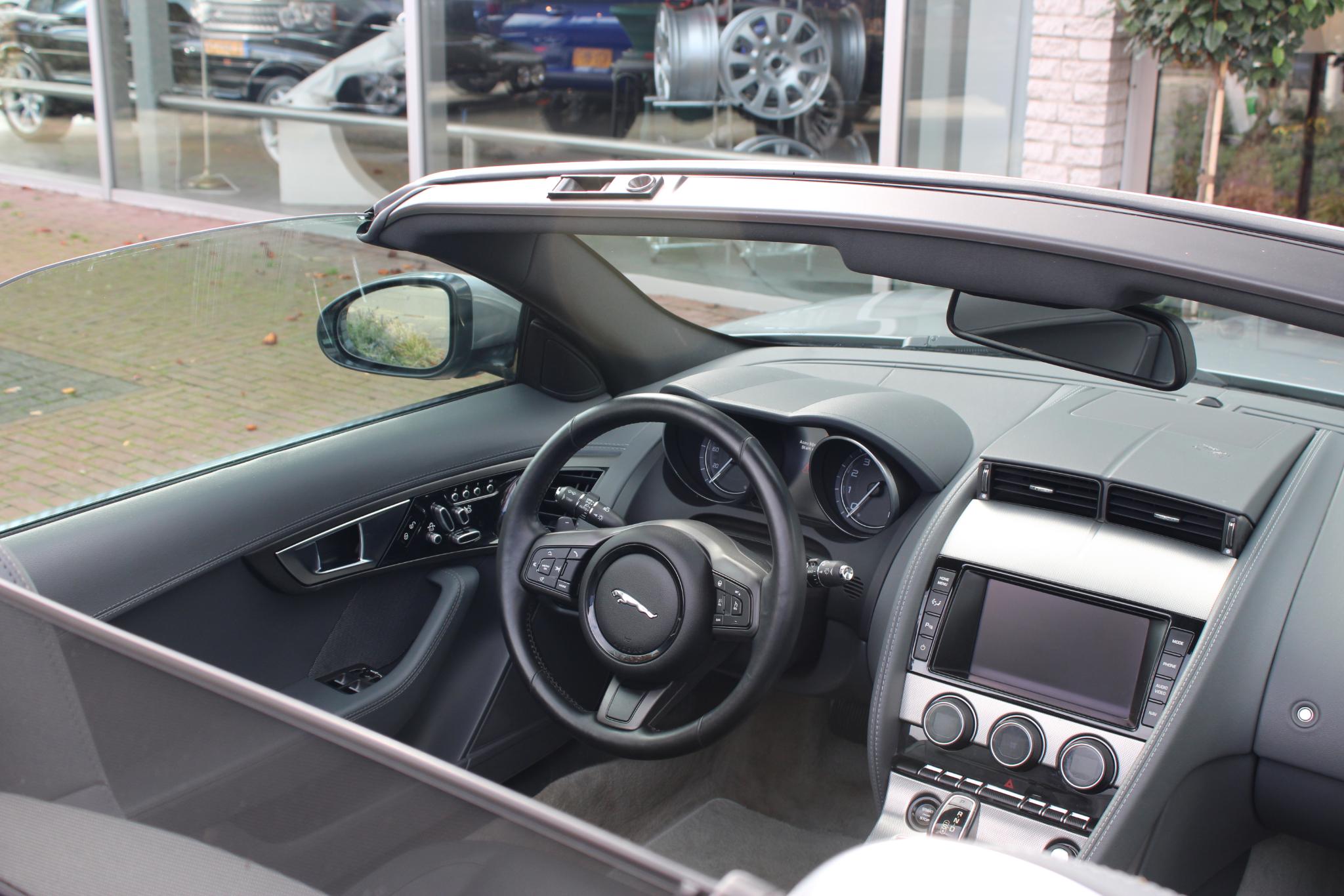 Jaguar F-TYPE 3.0 V6 Convertible