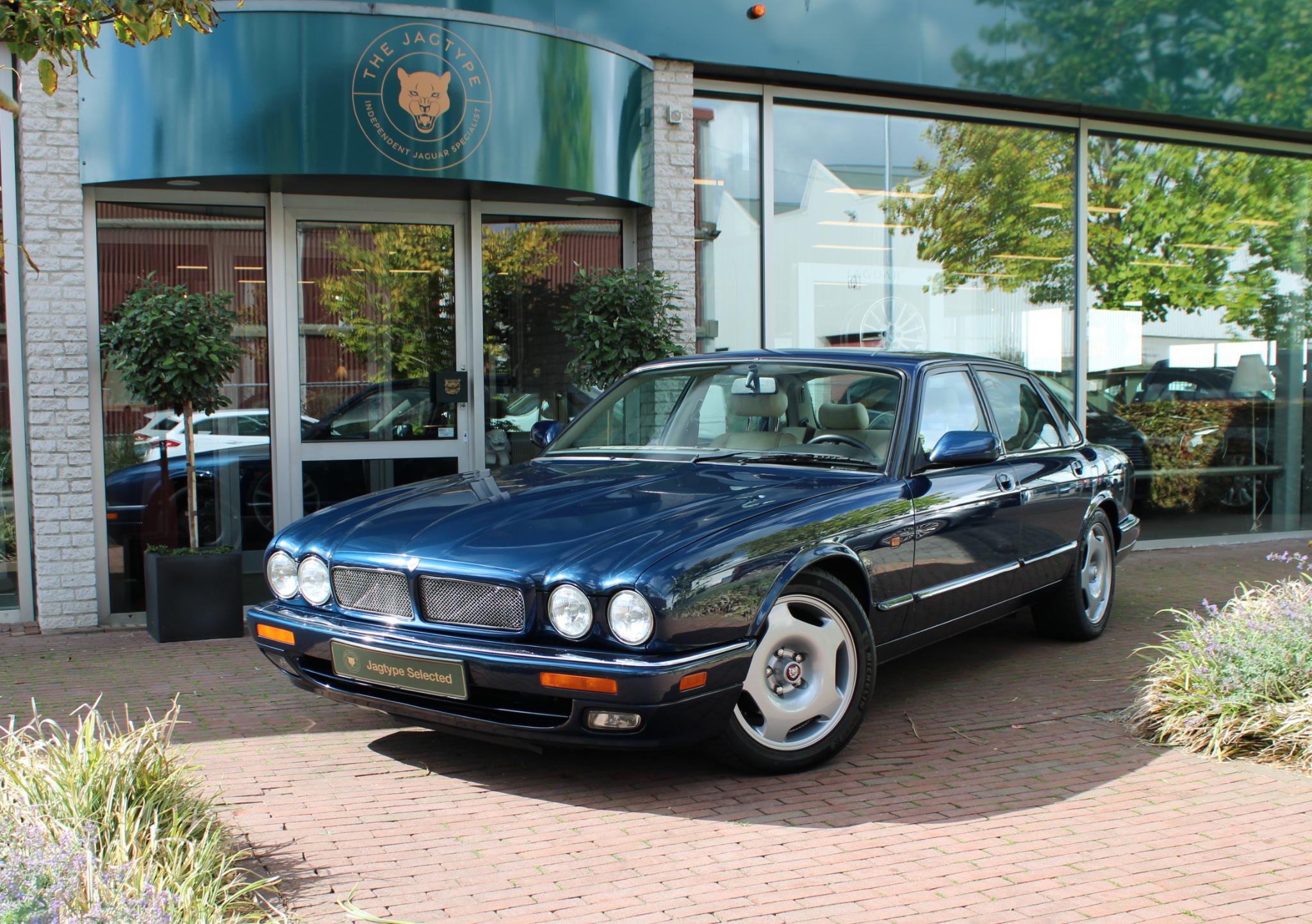 Jaguar XJR 4.0