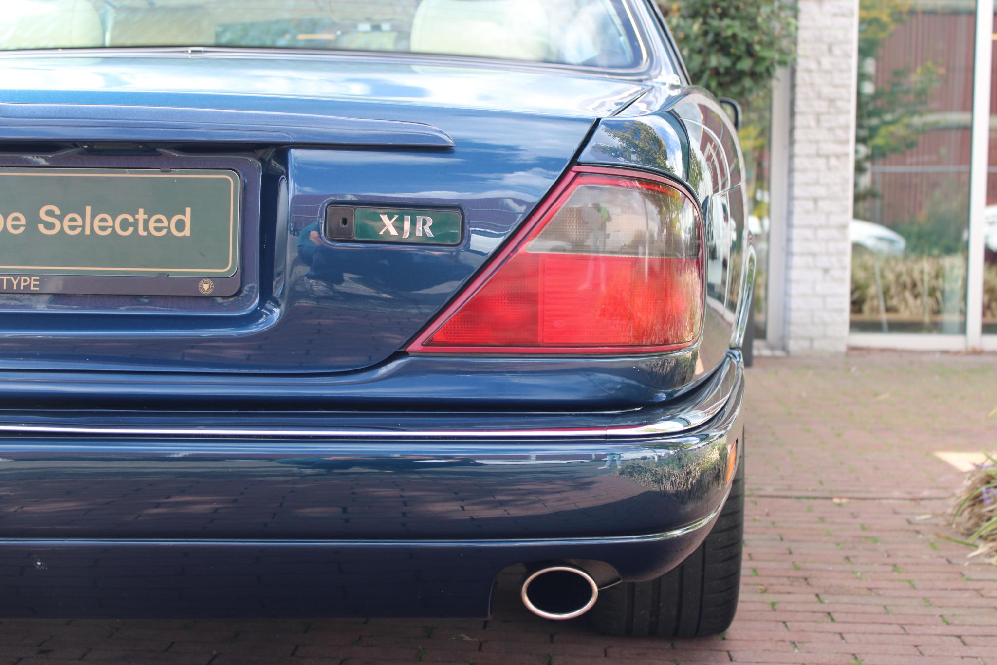 Jaguar XJR 4.0