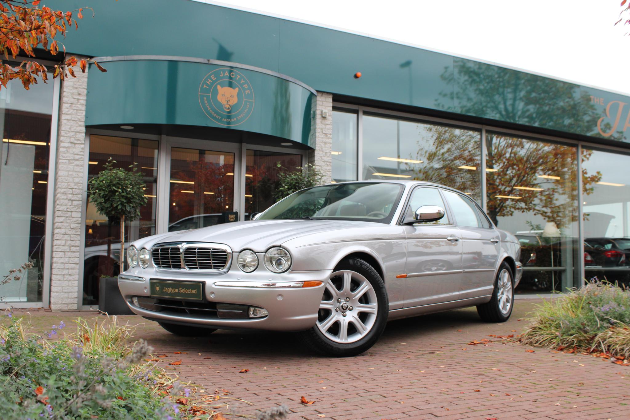 Jaguar XJ 4.2 V8 Sovereign LWB