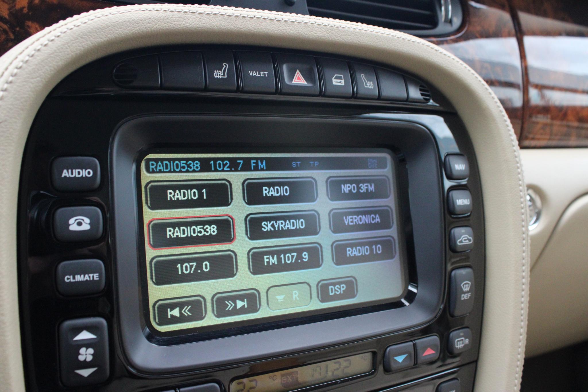 Jaguar XJ 4.2 V8 Sovereign LWB