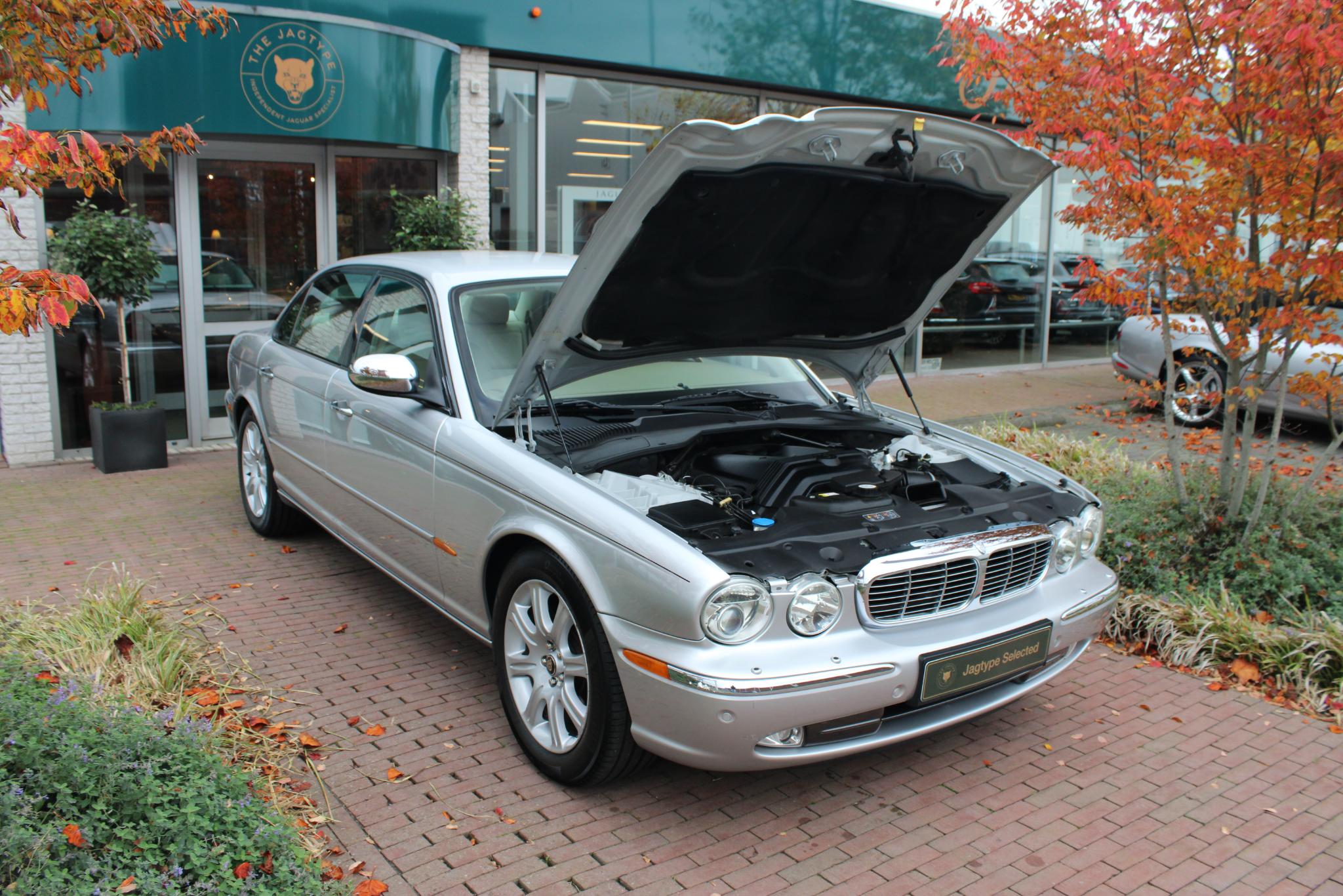 Jaguar XJ 4.2 V8 Sovereign LWB