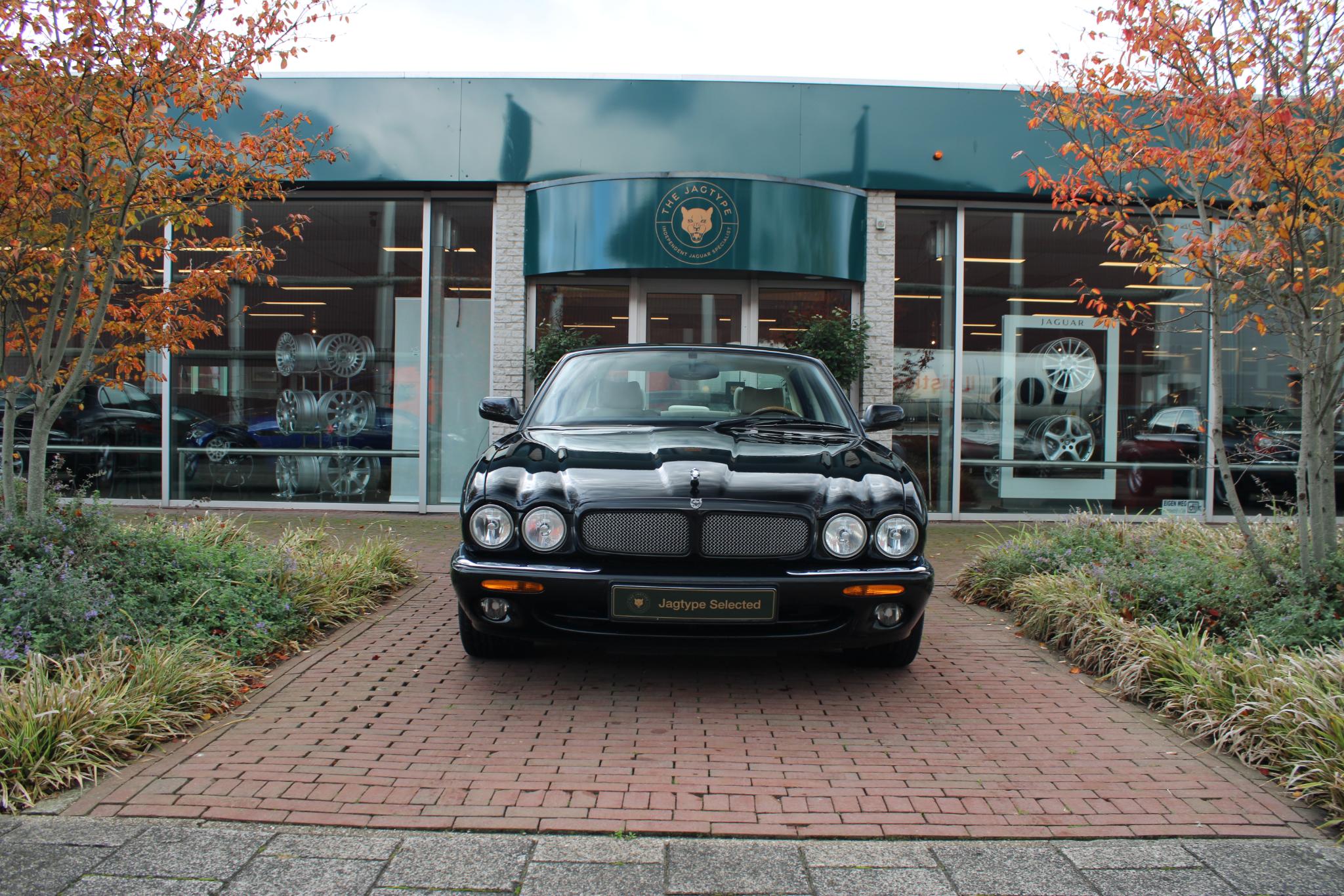 Jaguar XJR 4.0 V8