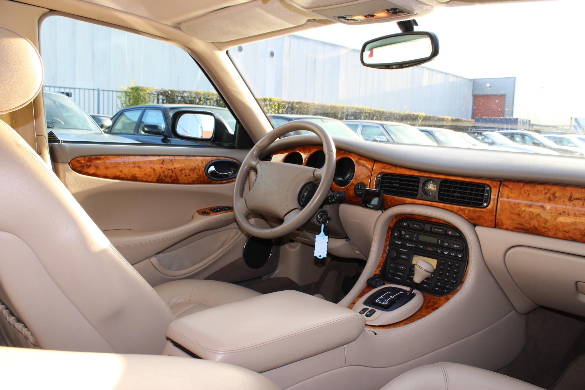 Jaguar XJ8 Sovereign