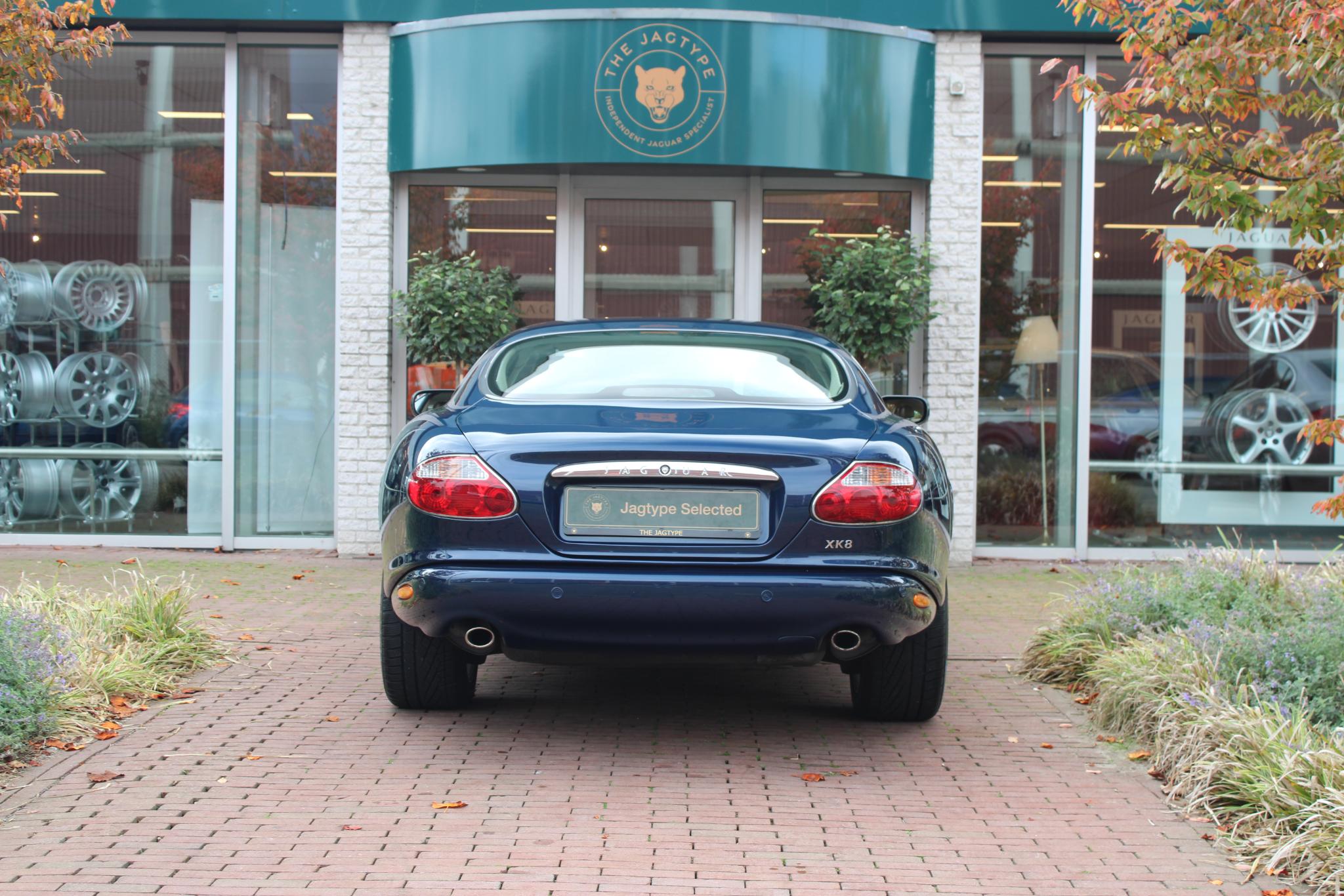 Jaguar XK8 4.0 V8 Coupé