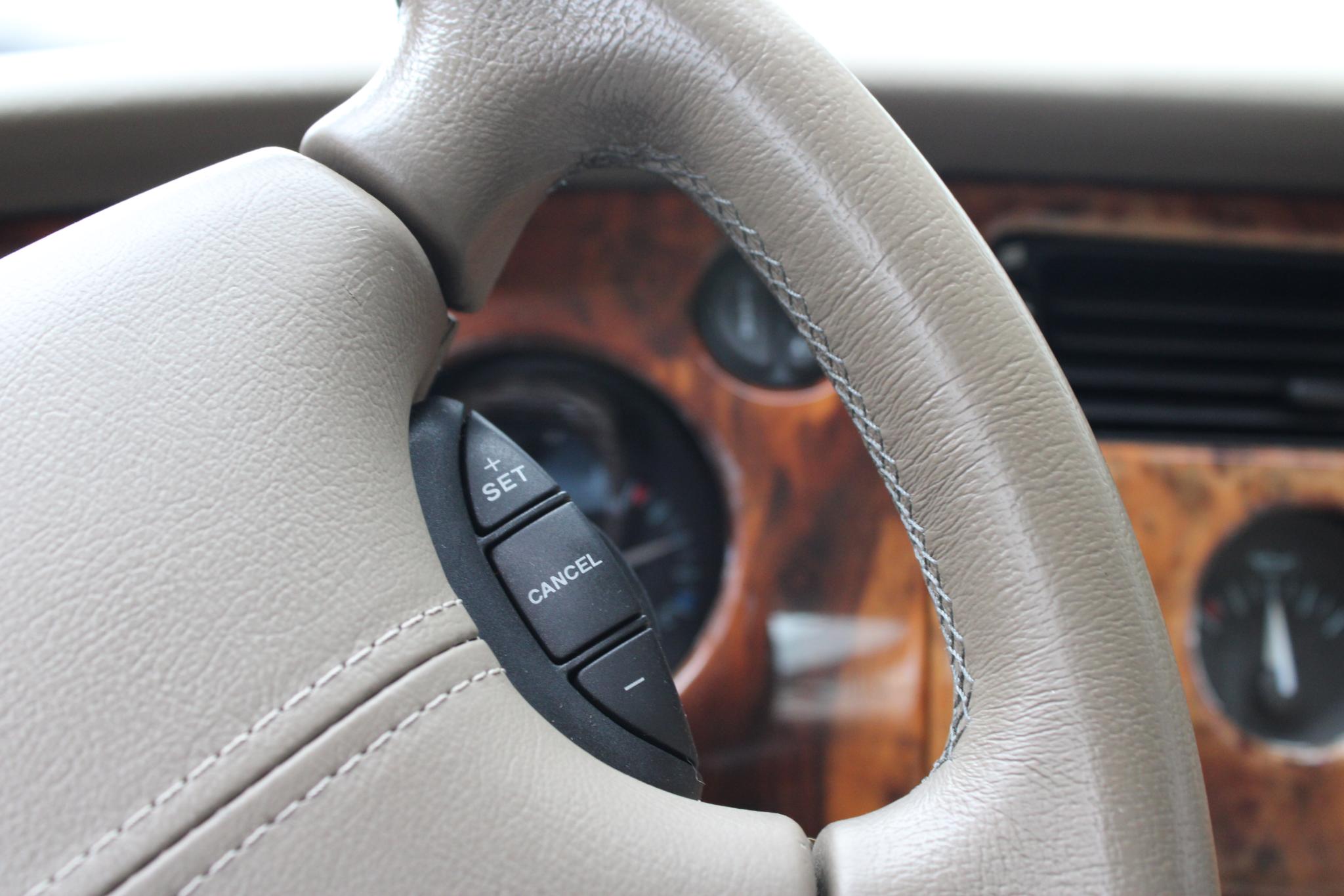 Jaguar XK8 4.0 V8 Coupé