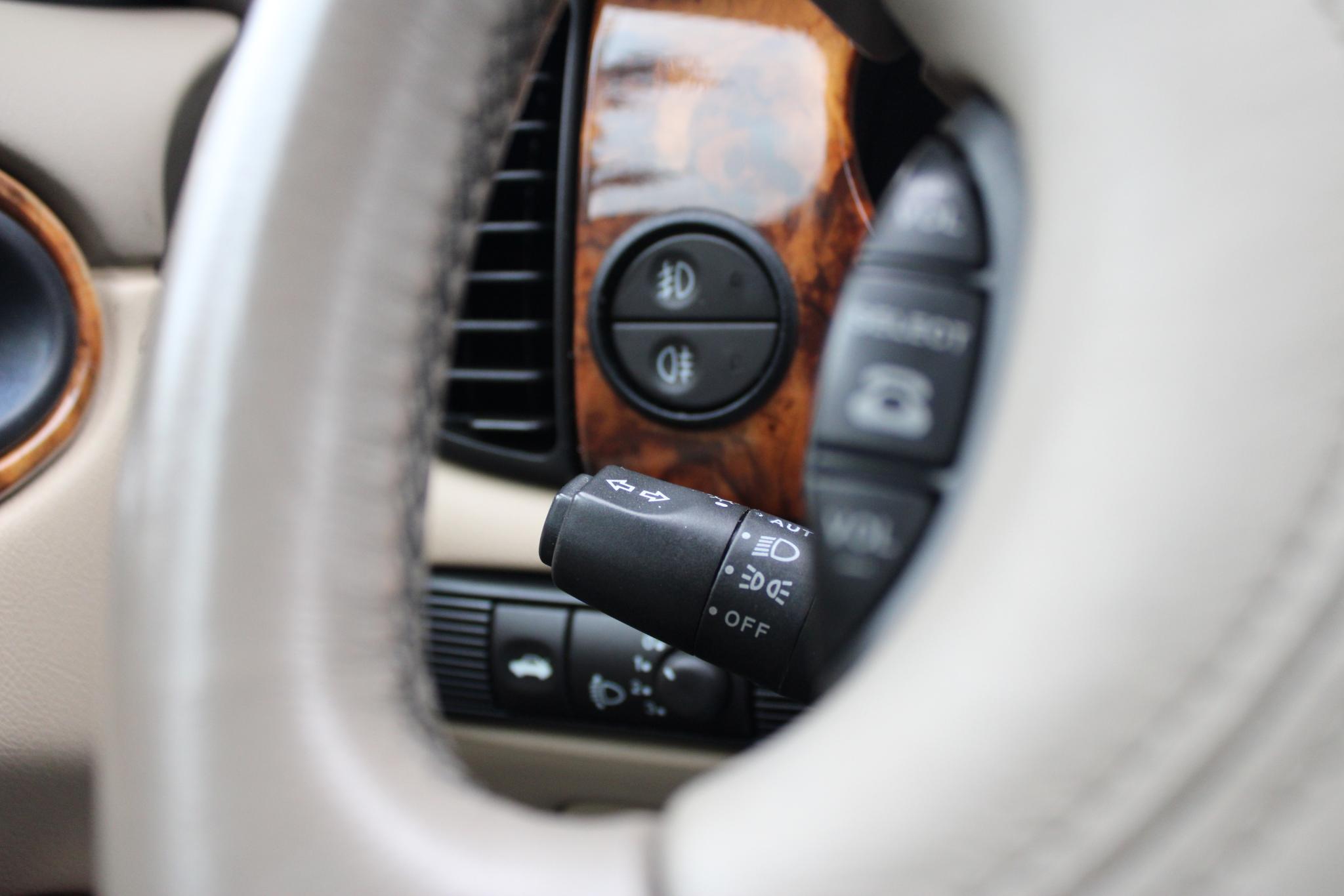 Jaguar Sovereign 4.0 V8