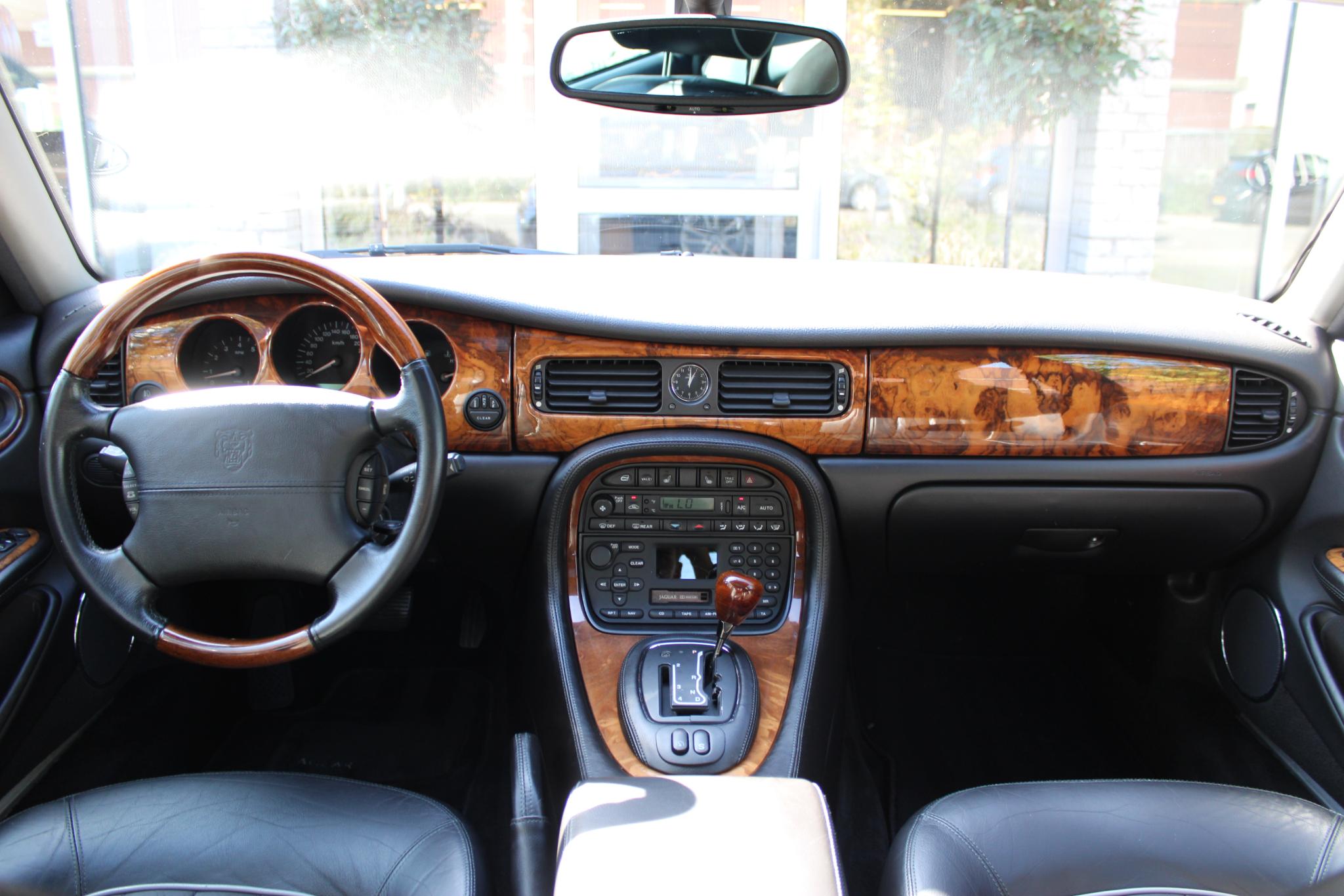 Jaguar Sovereign 3.2 V8