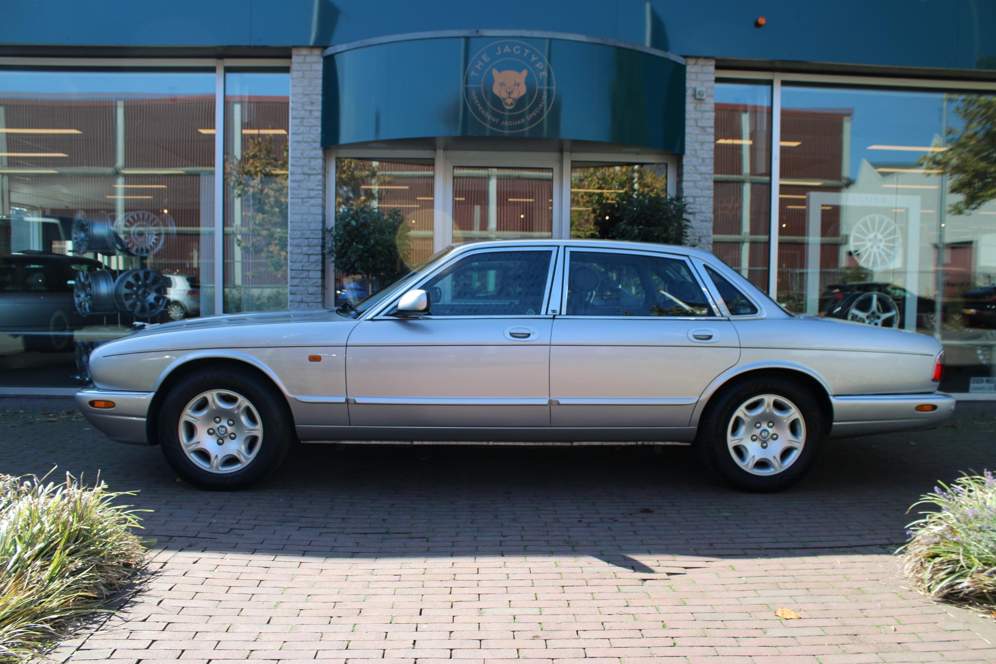 Jaguar Sovereign 3.2 V8