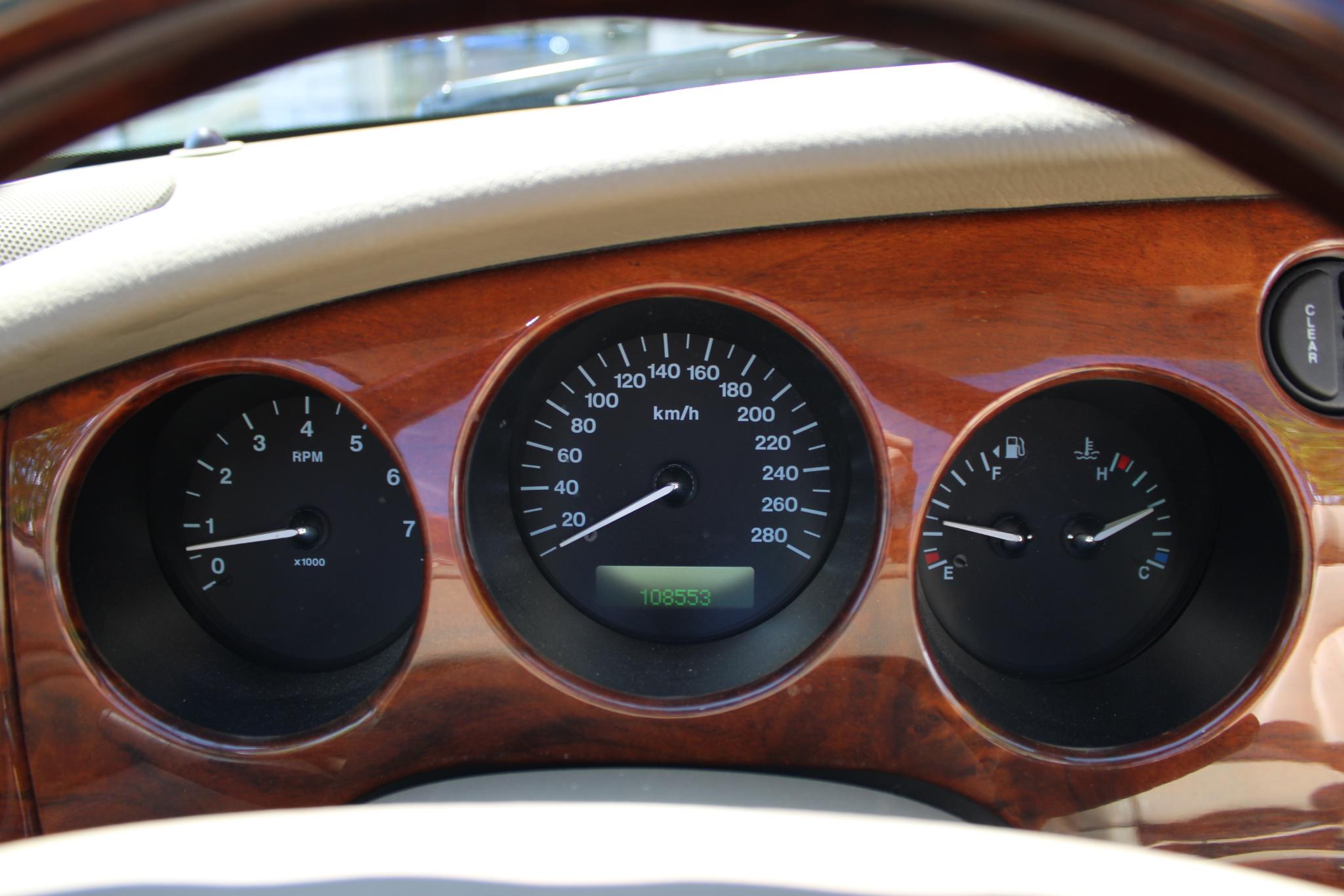 Jaguar XK8 4.2 V8 Convertible