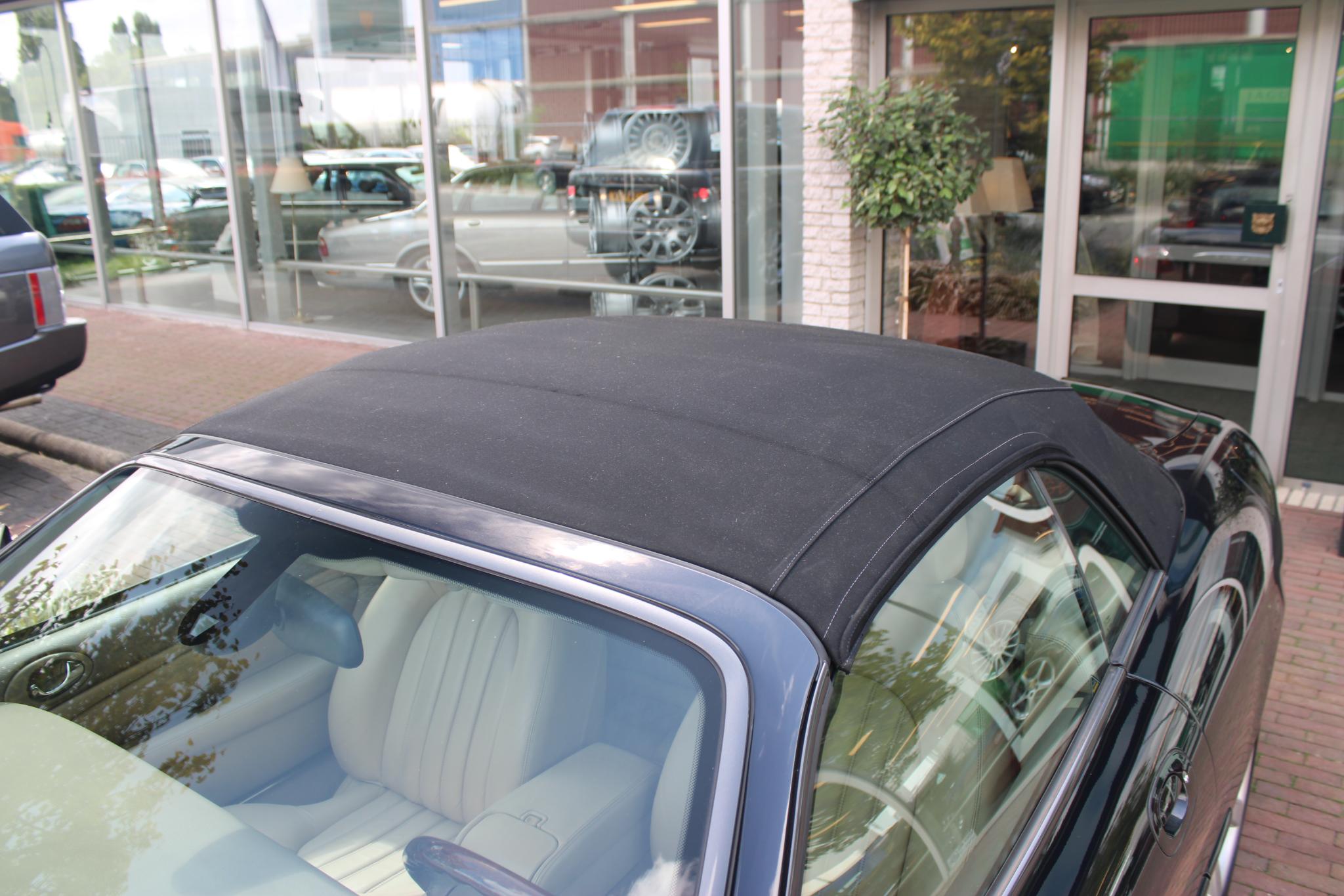 Jaguar XK8 4.2 V8 Convertible