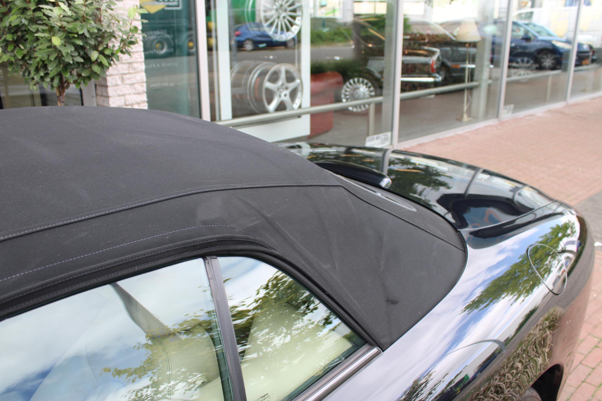 Jaguar XK8 4.2 V8 Convertible