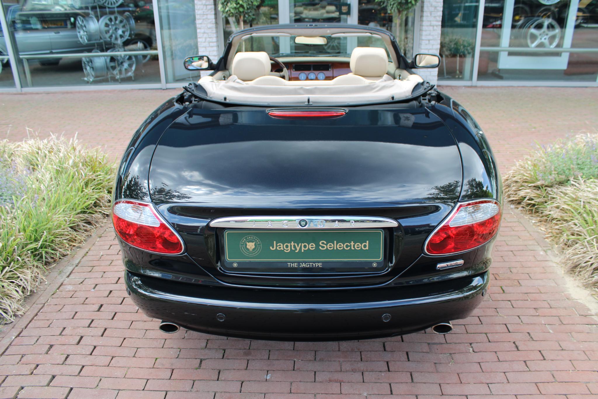 Jaguar XK8 4.2 V8 Convertible