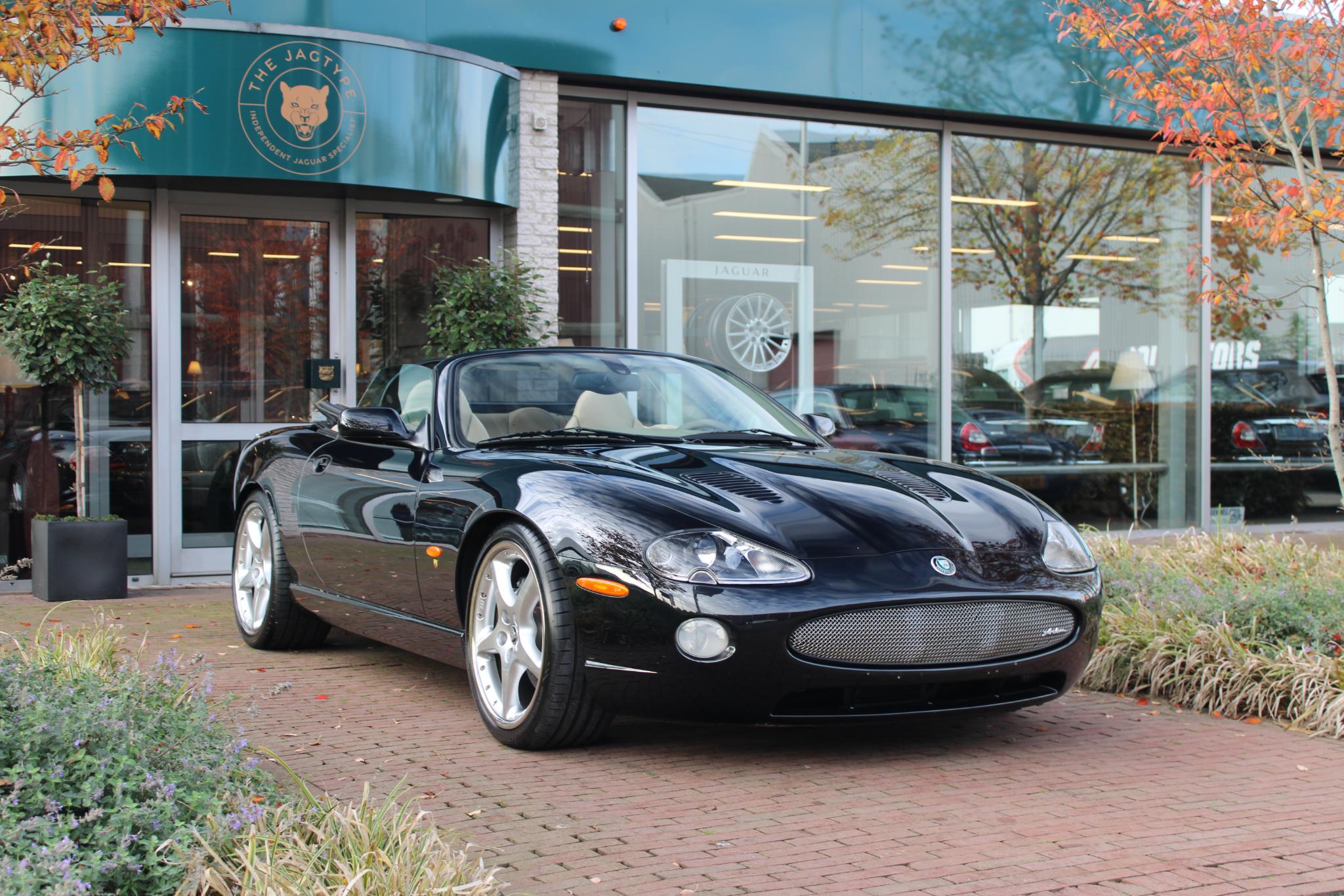 Jaguar XKR 4.2 V8 S Convertible