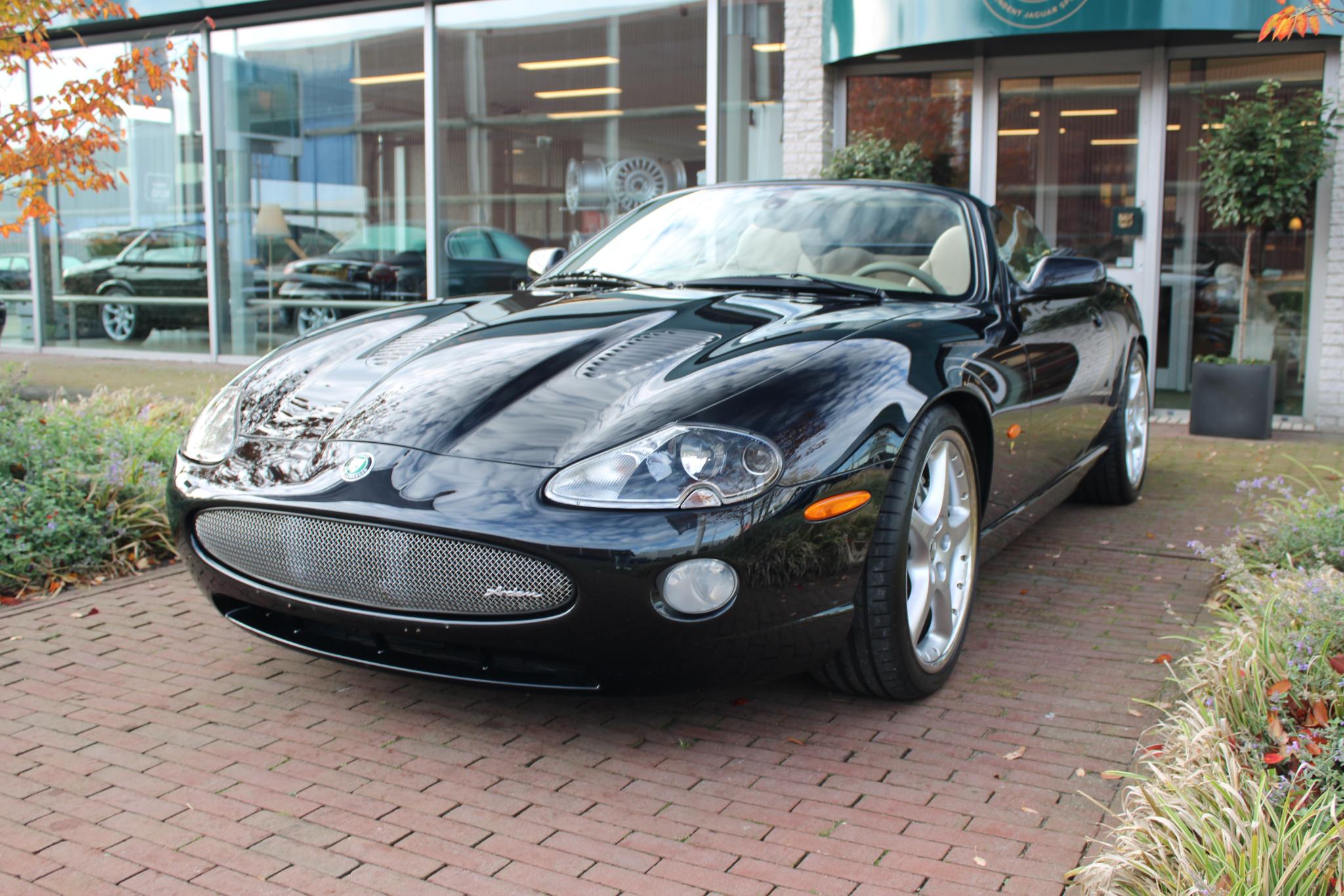 Jaguar XKR 4.2 V8 S Convertible