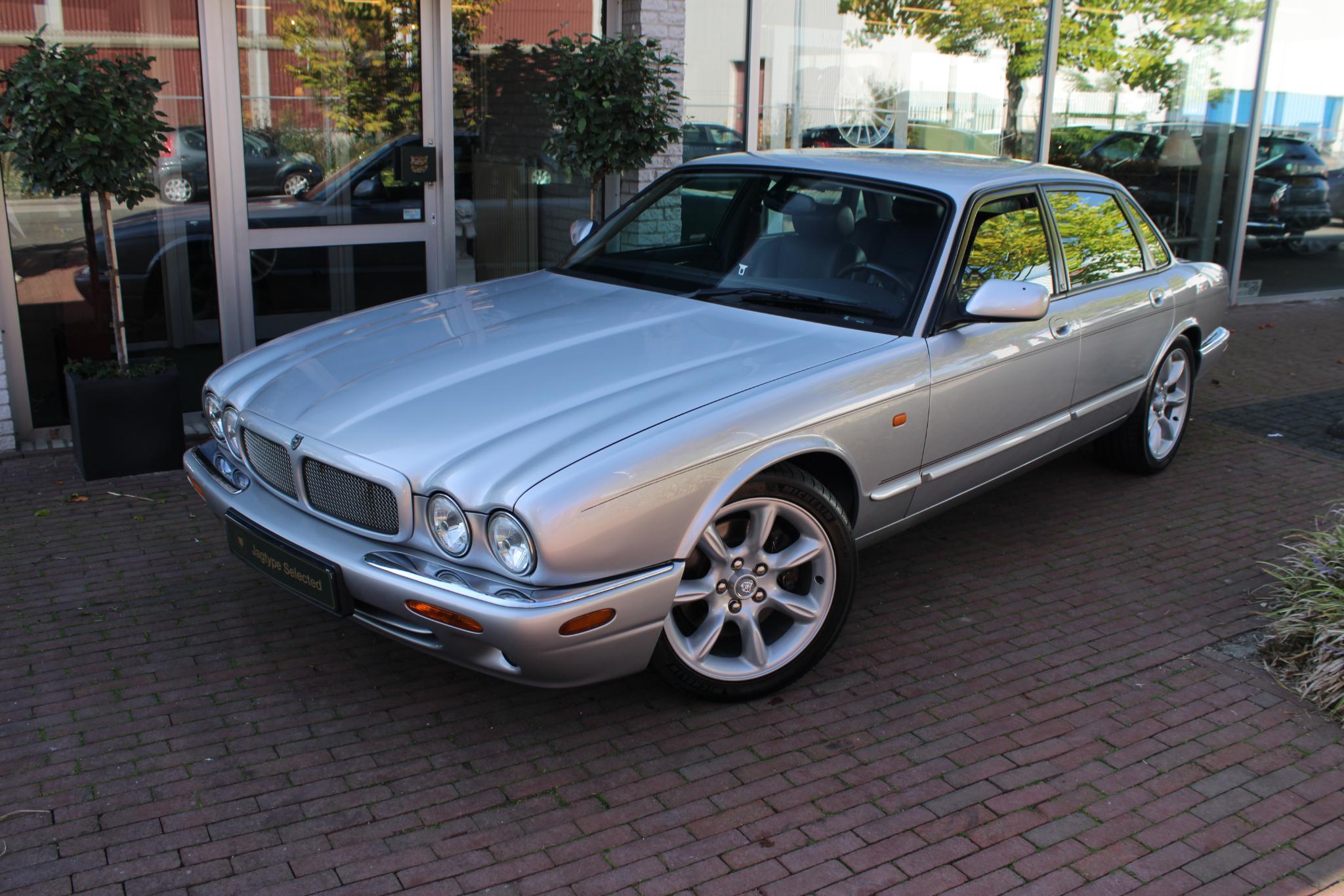 Jaguar XJR 4.0 V8
