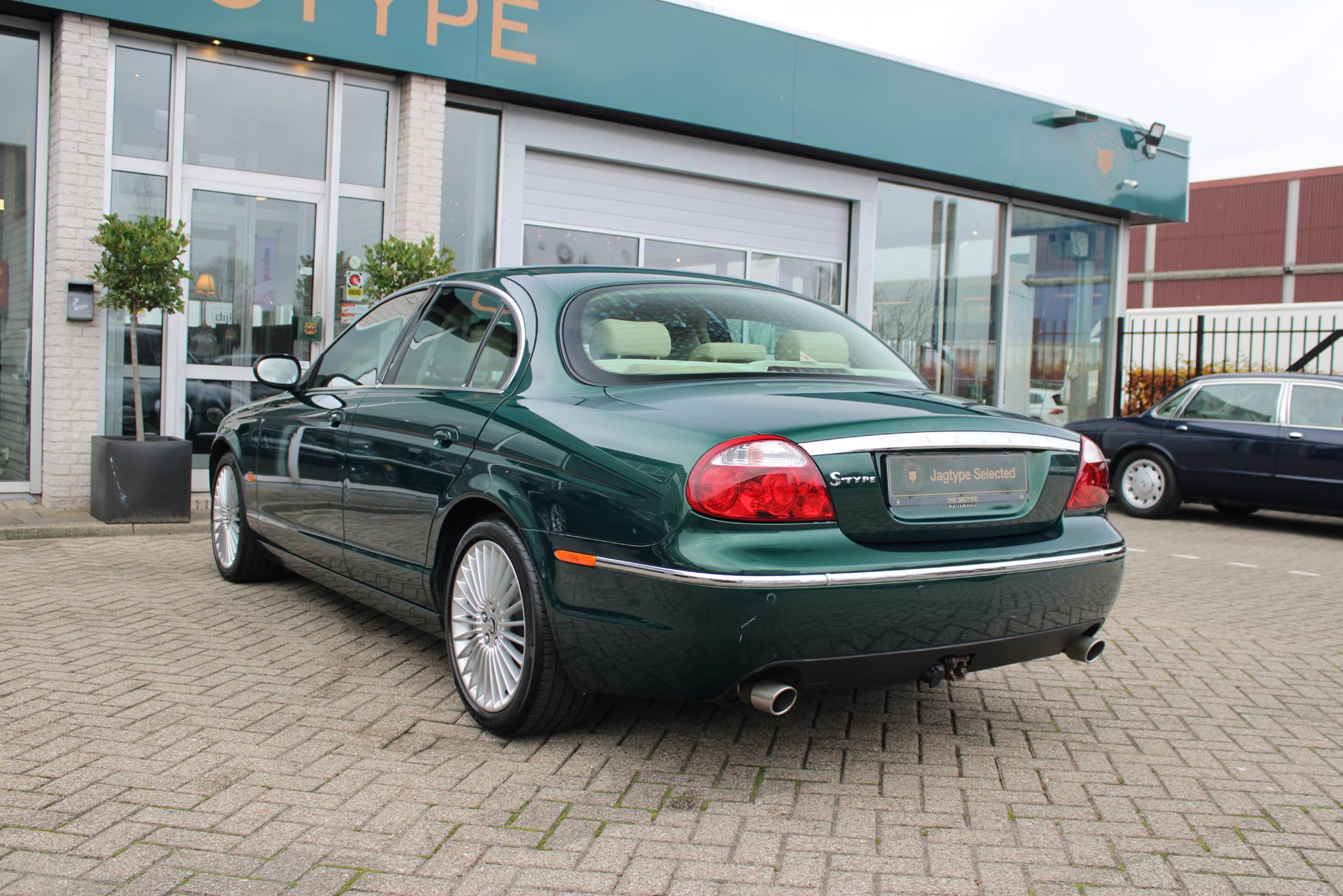 Jaguar S-type 3.0 V6 Executive