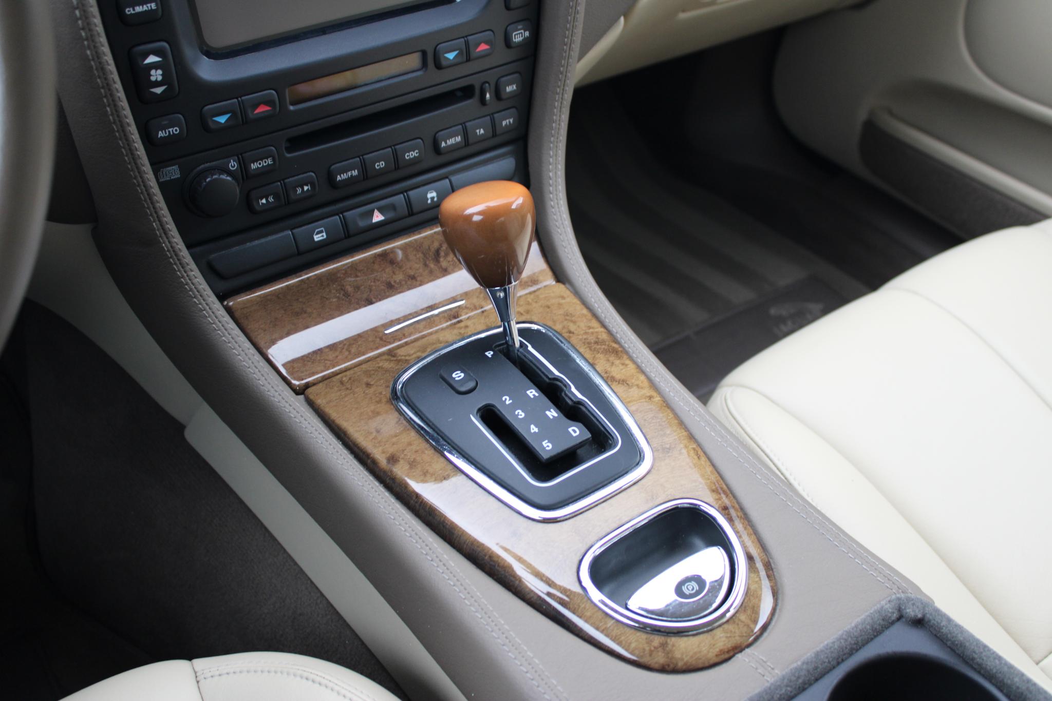 Jaguar S-type 3.0 V6 Executive