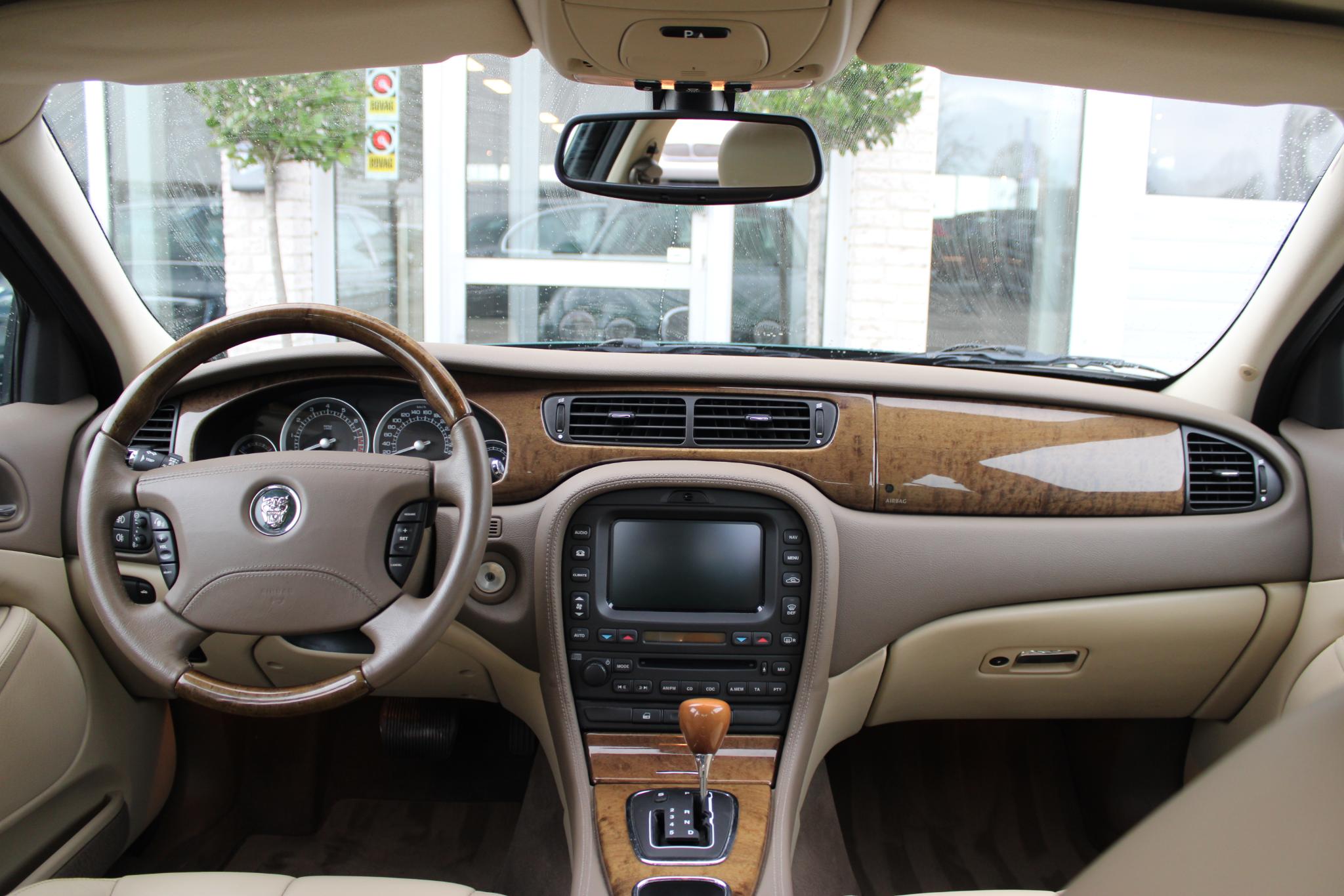 Jaguar S-type 3.0 V6 Executive