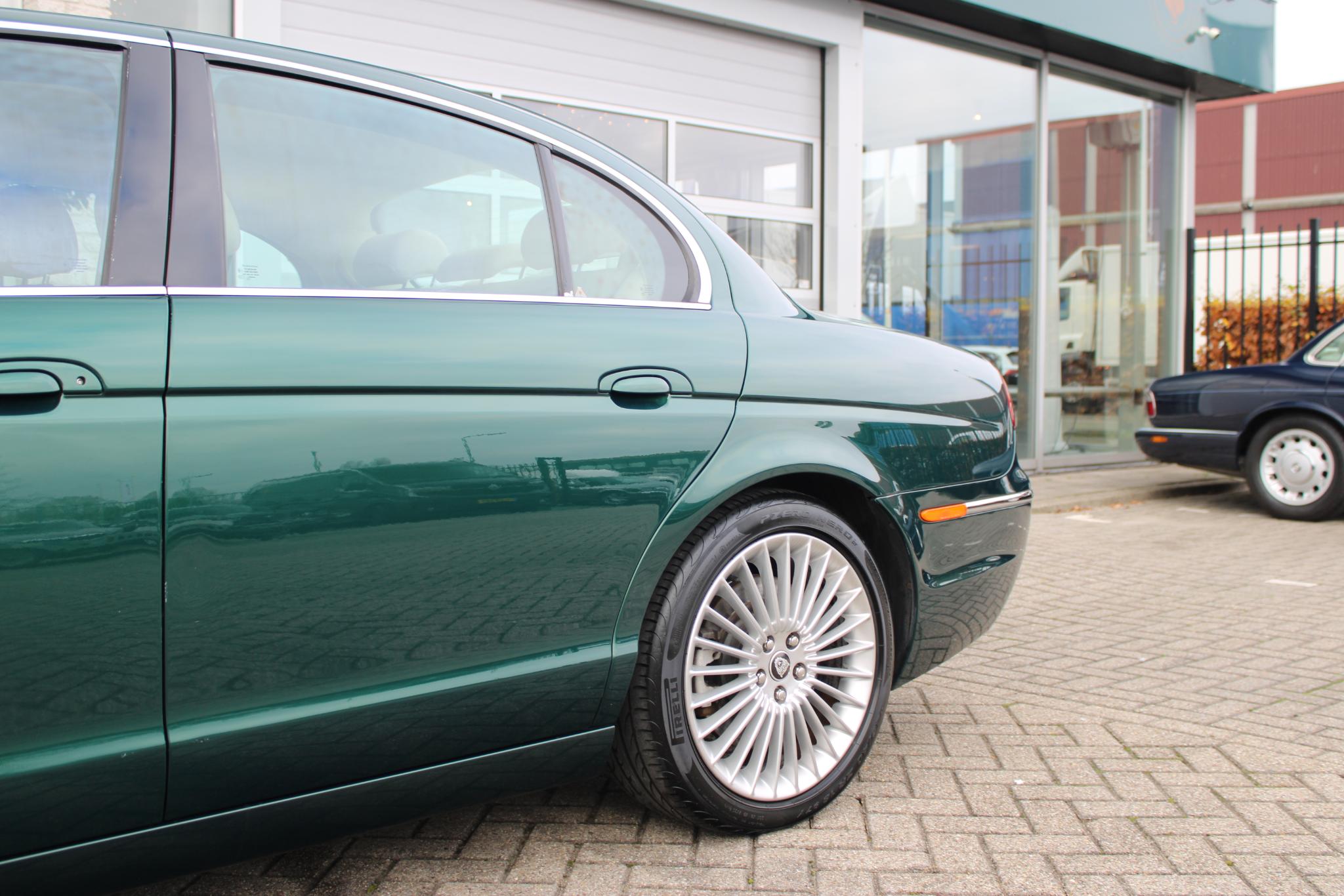Jaguar S-type 3.0 V6 Executive